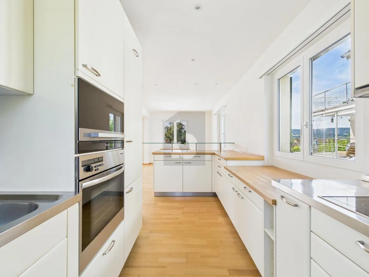 Maison de rêve avec vue sur le lac et jardin - Photo 4 sur 6