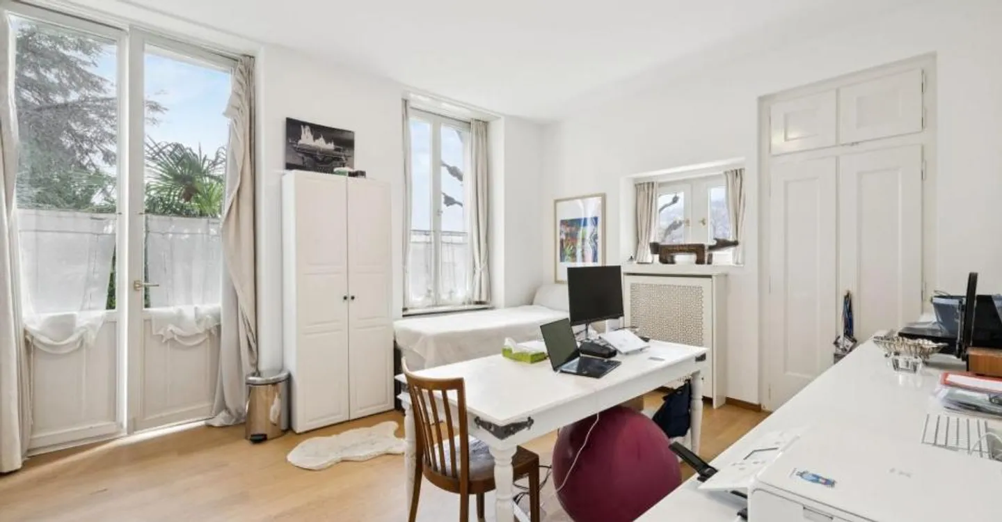 Grande proprietà con 3 appartamenti - Foto 9 di 12