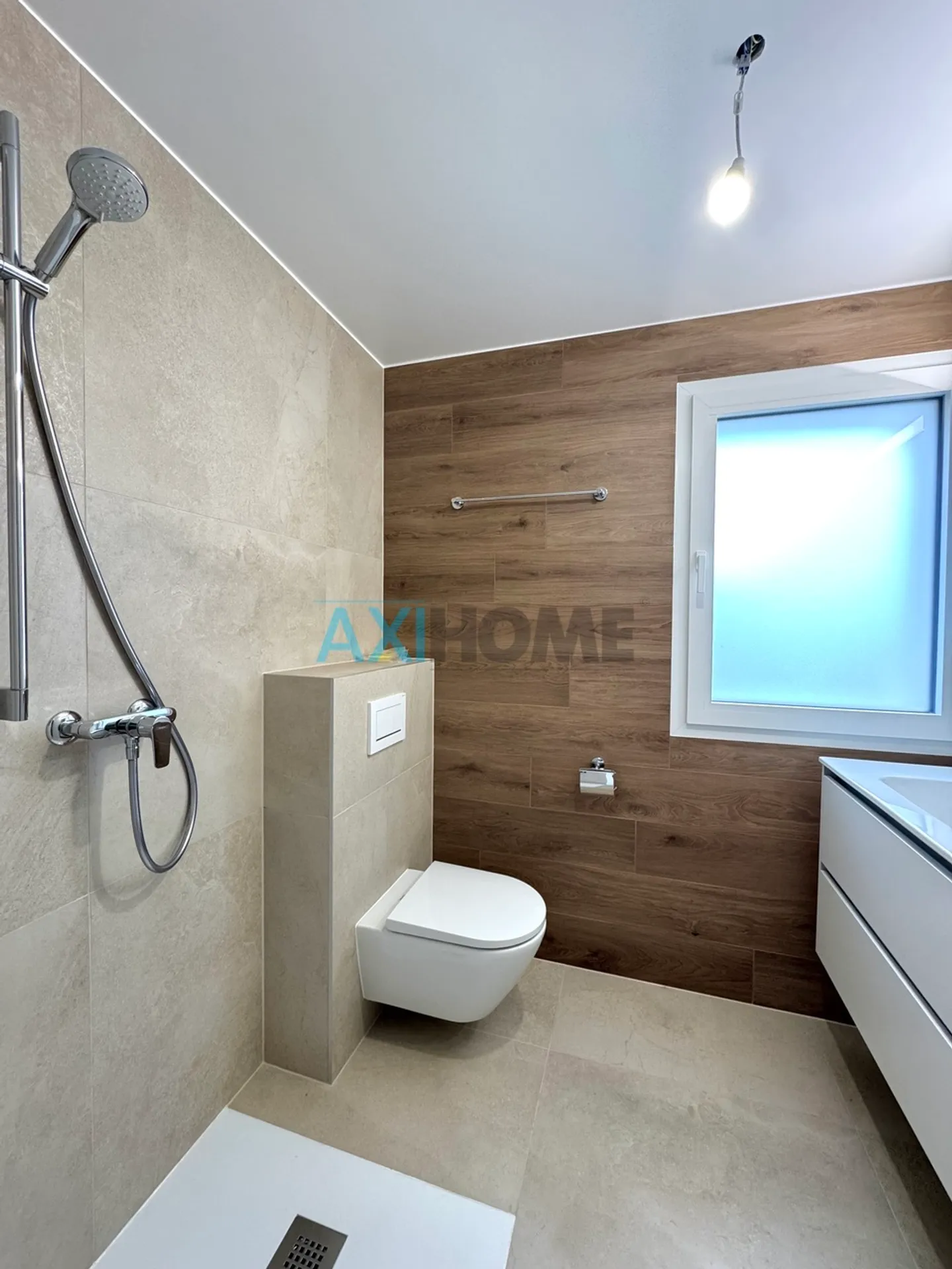 Moderne Villa mit Panoramablick - Foto 19 von 24