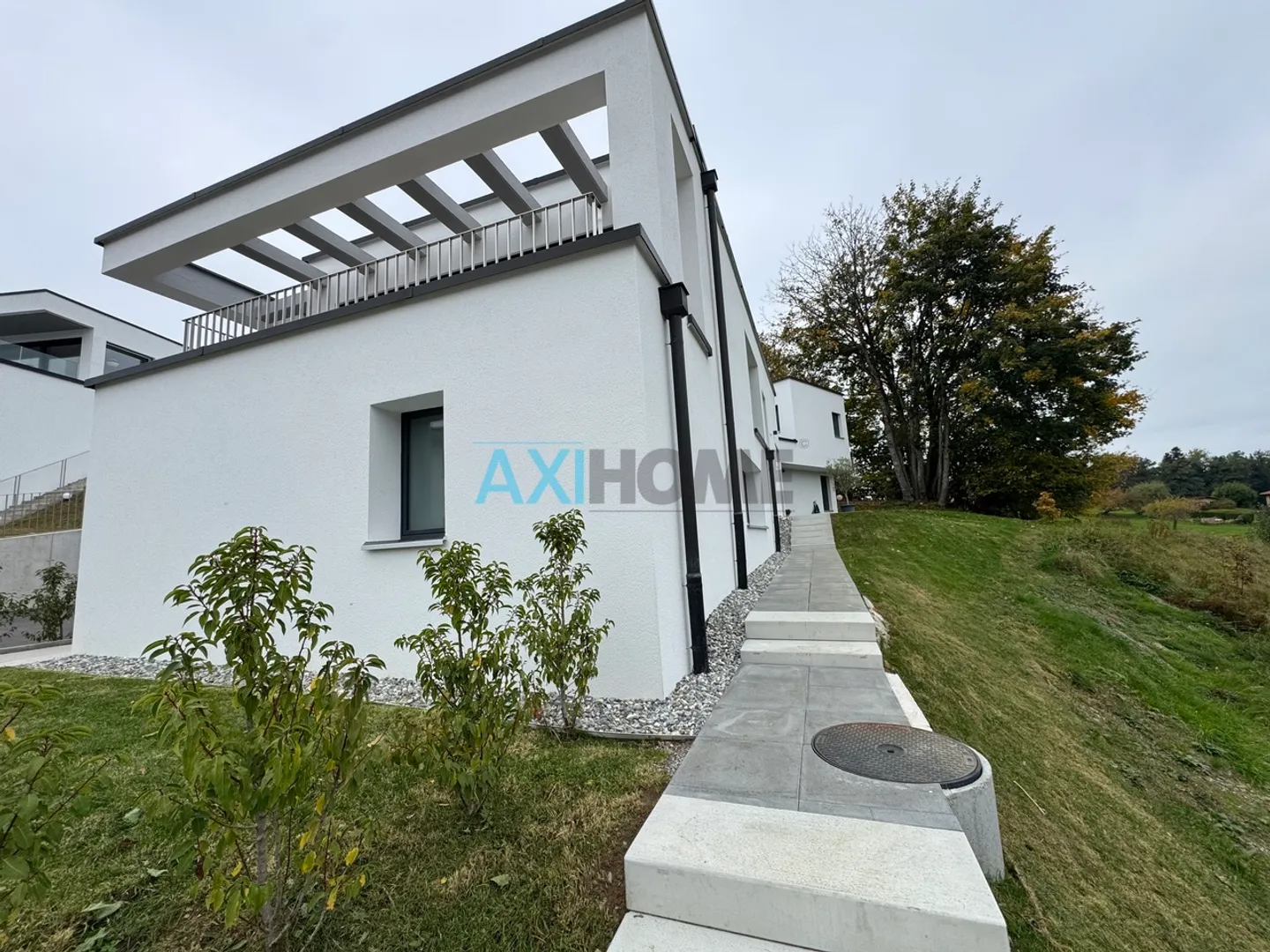 Moderne Villa mit Panoramablick - Foto 23 von 24