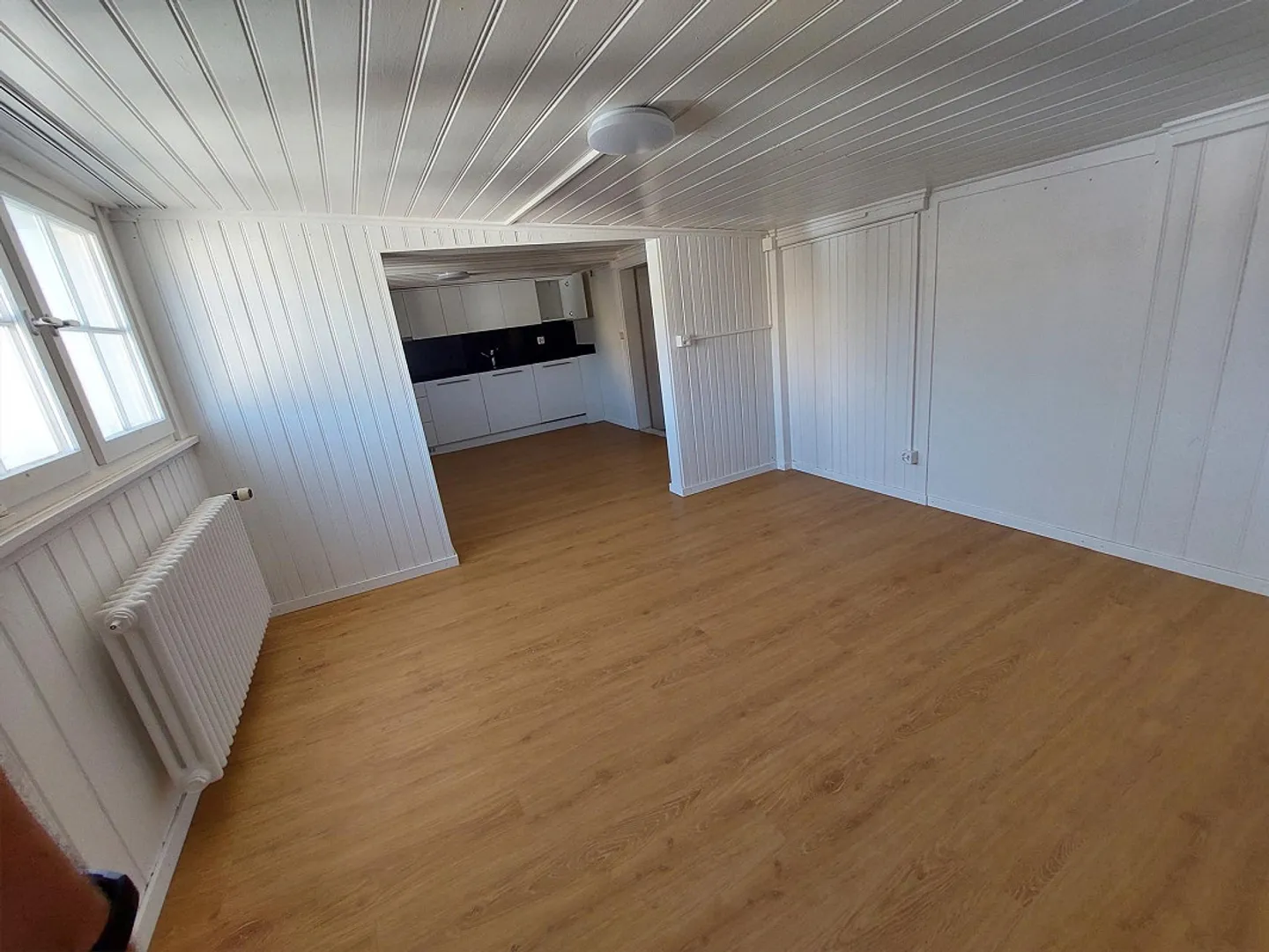 Renovated 2.5 Room Attic Apartment for Rent in the Old Town - Photo 4 of 7
