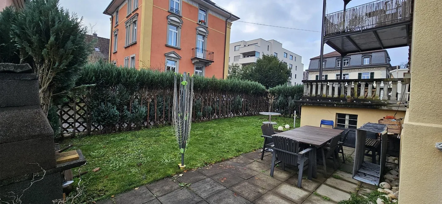 Charmante 3 Zimmer Wohnung mit grossem Balkon - Foto 5 von 8