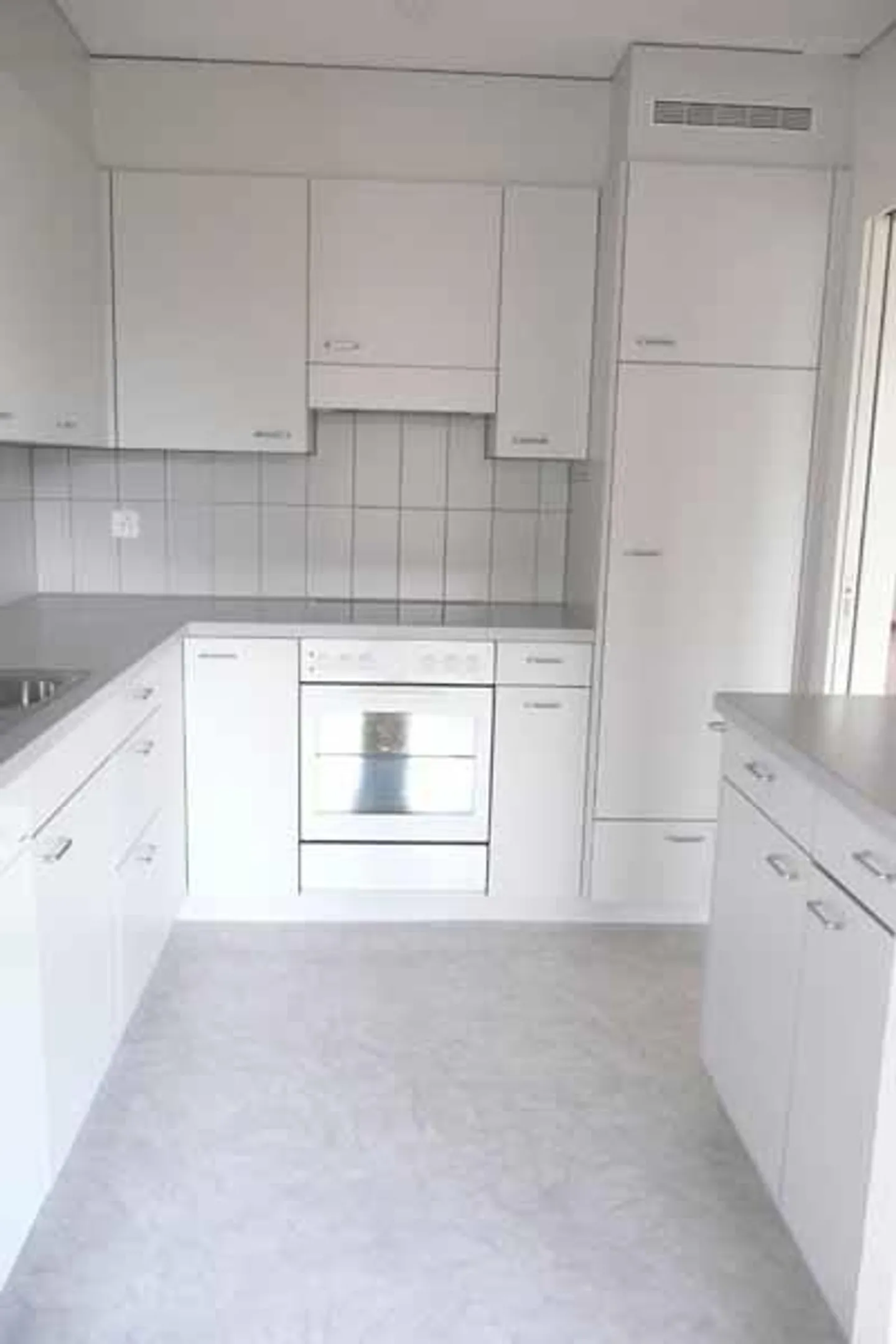 Bright beautiful apartment with good public transport connection - Photo 3 of 6