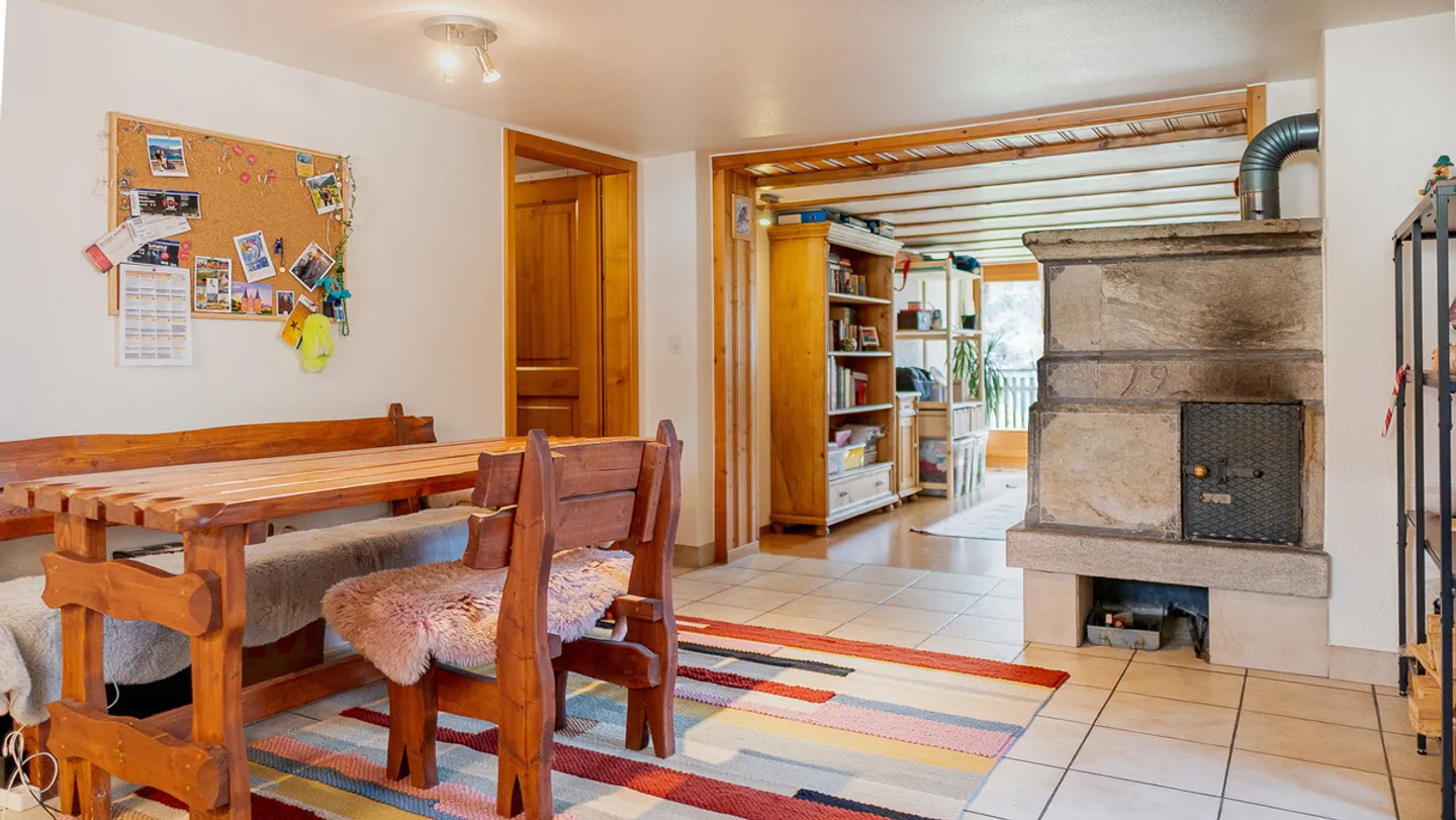 Appartamento affascinante in una casa rustica del Vallese sopra Visp - Foto 6 di 13