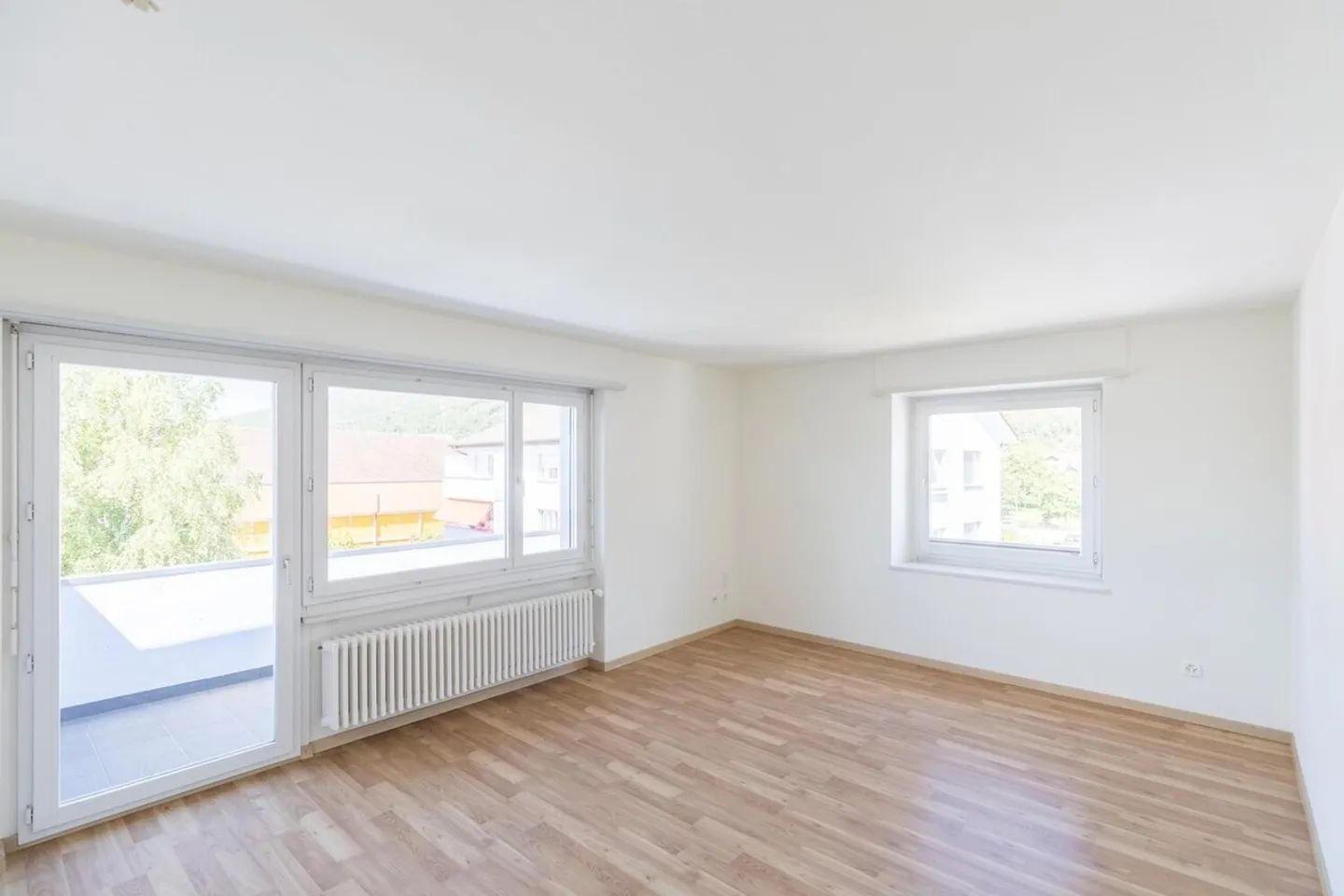 Apartment for rent - Photo 3 of 10