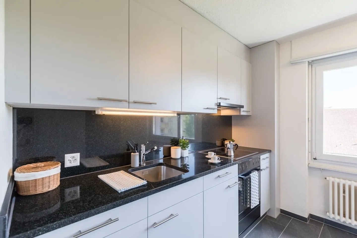 Apartment for rent - Photo 4 of 10