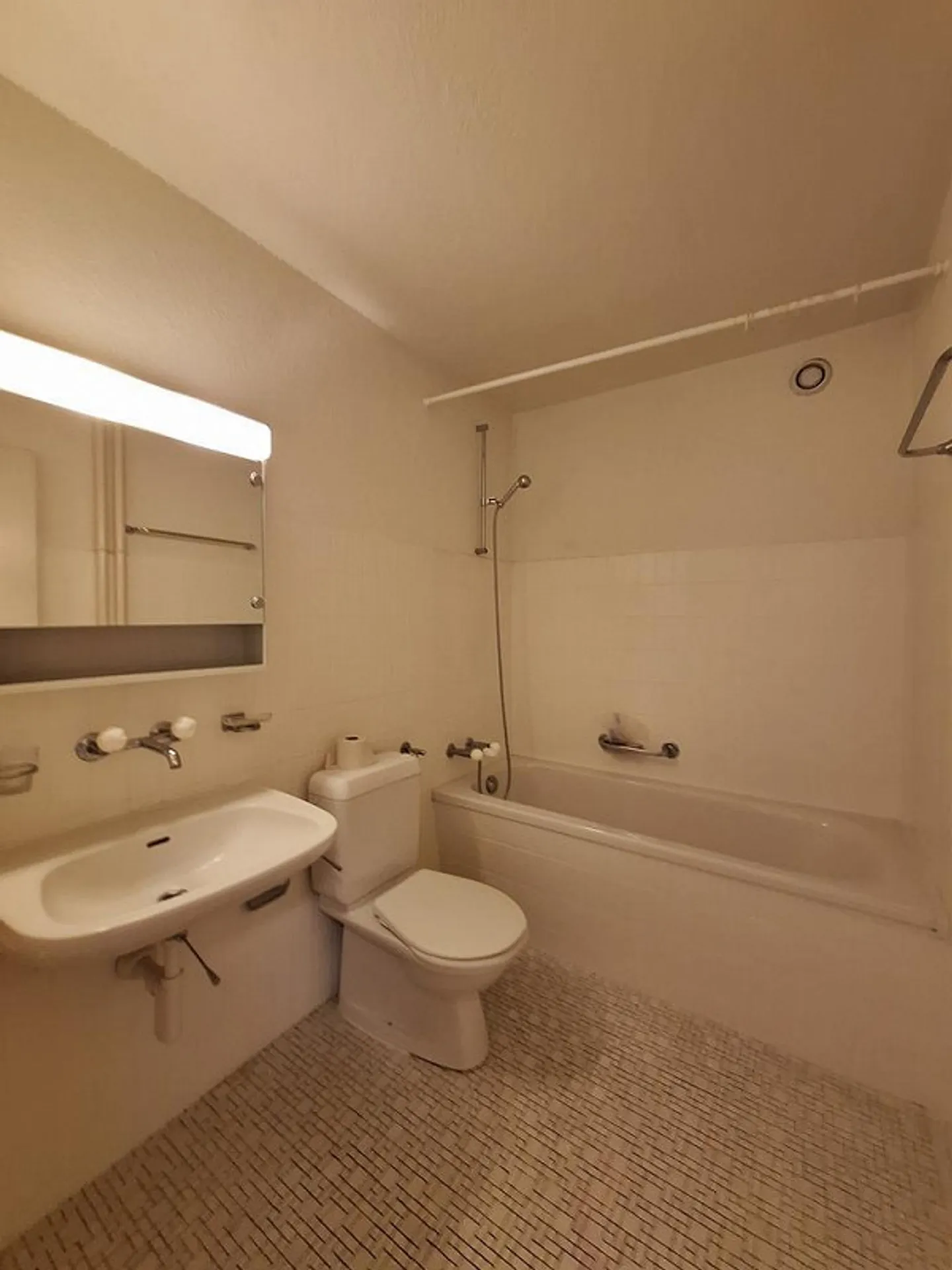 3.5-room apartment in a central location in Zug - Photo 10 of 10