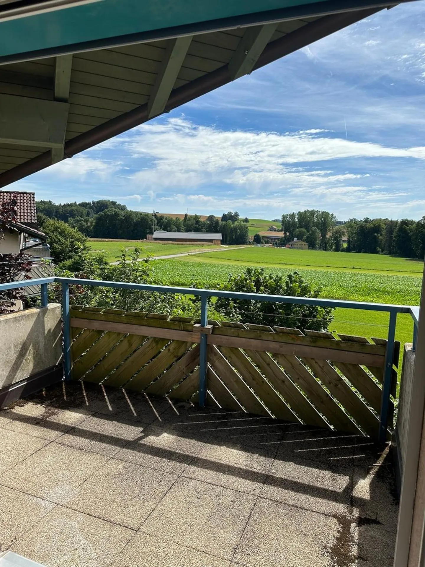 Appartements spacieux avec jardins - Photo 2 sur 12