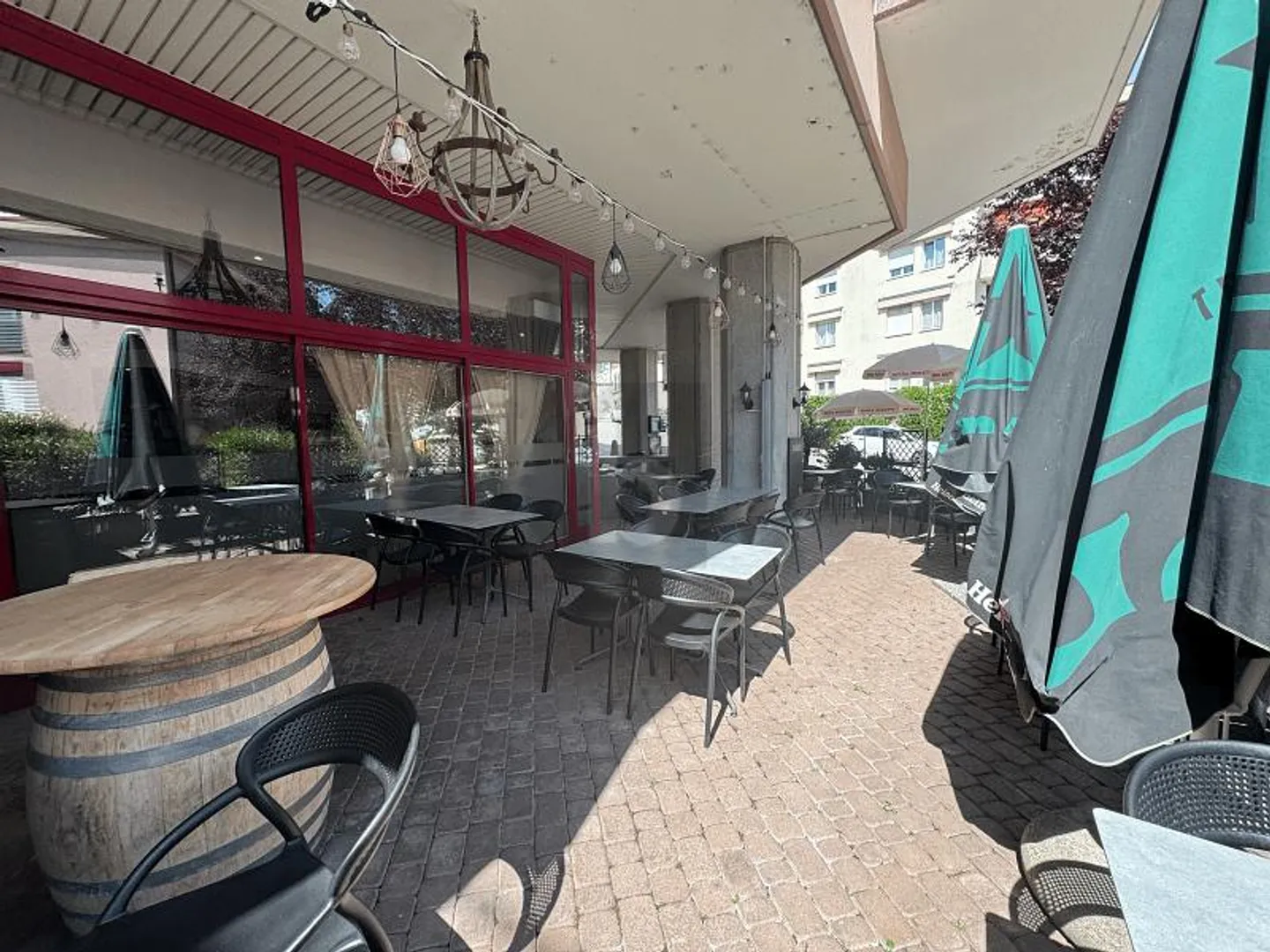RISTORANTE SPAZIOSO CON TERRAZZA DA 40 POSTI - Foto 1 di 6