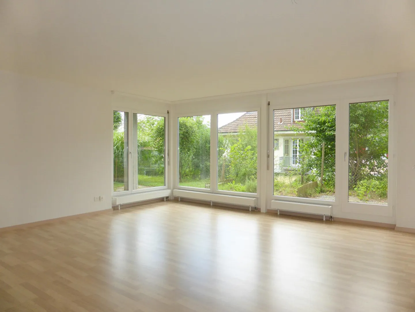 Charmante 2.5 Zimmerwohnung - Foto 3 von 8