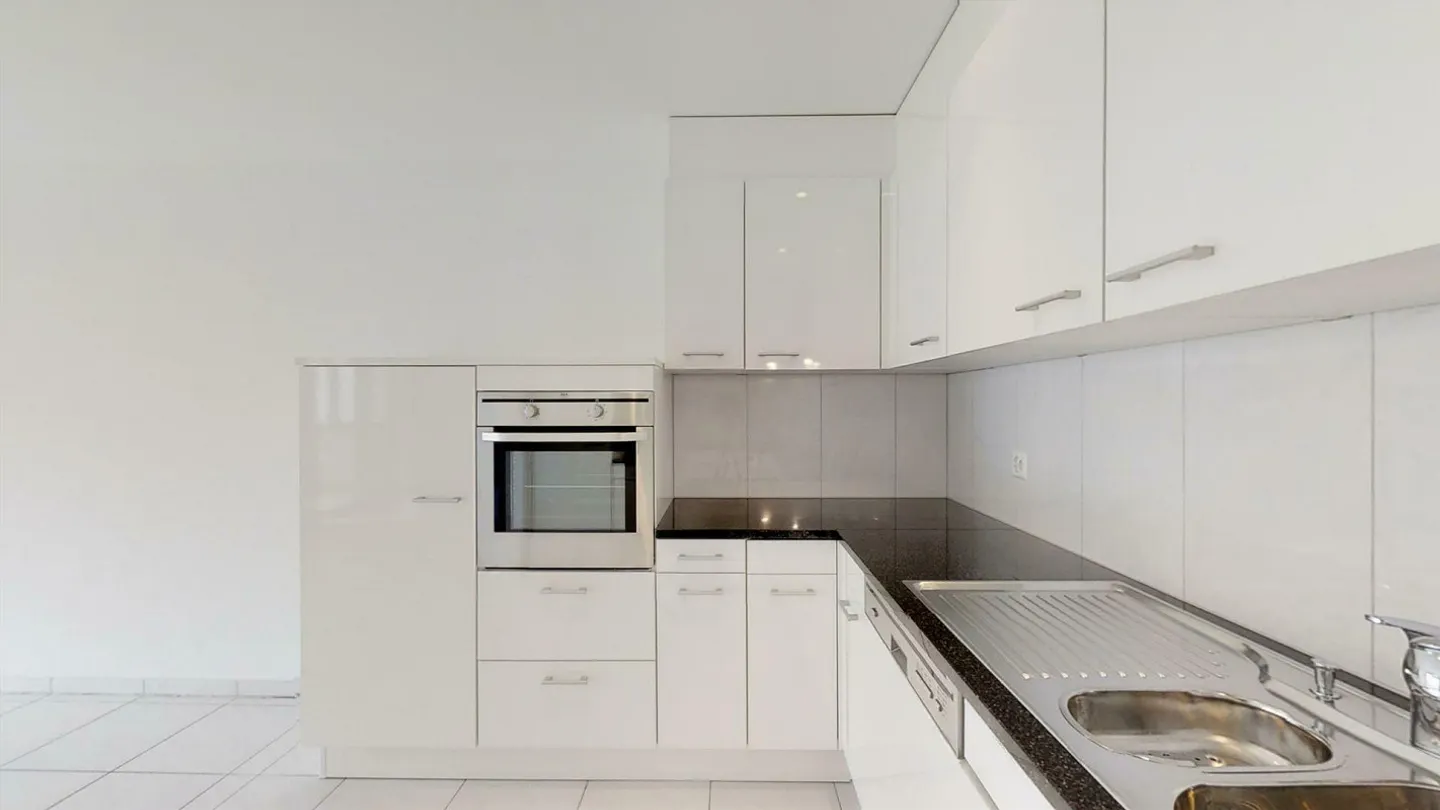 Exclusive attic apartment in a central location! - Photo 2 of 7