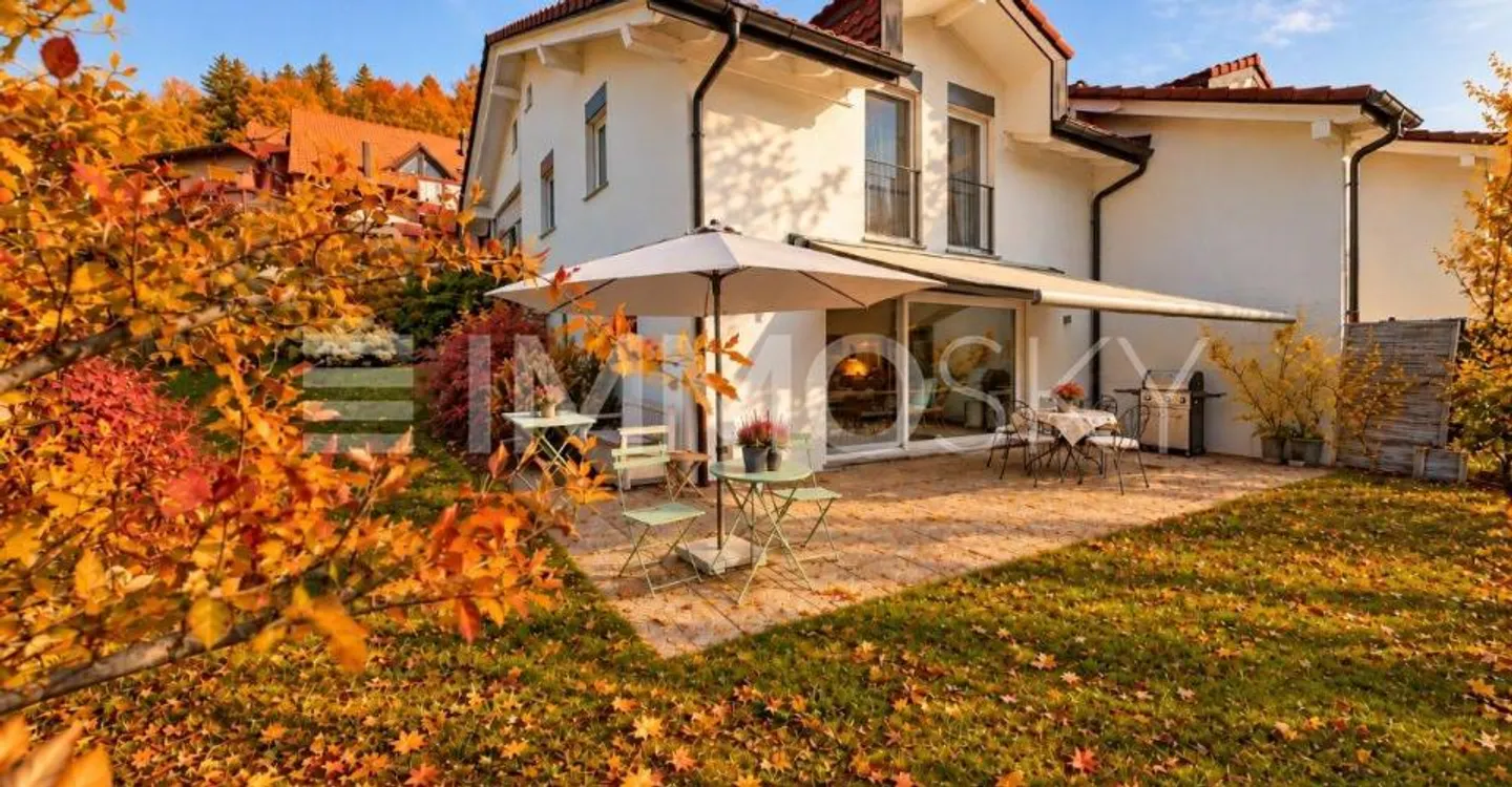 Charmante villa dans un cadre rare près de la ligne CFF Berne–Genève - Foto 2 von 5