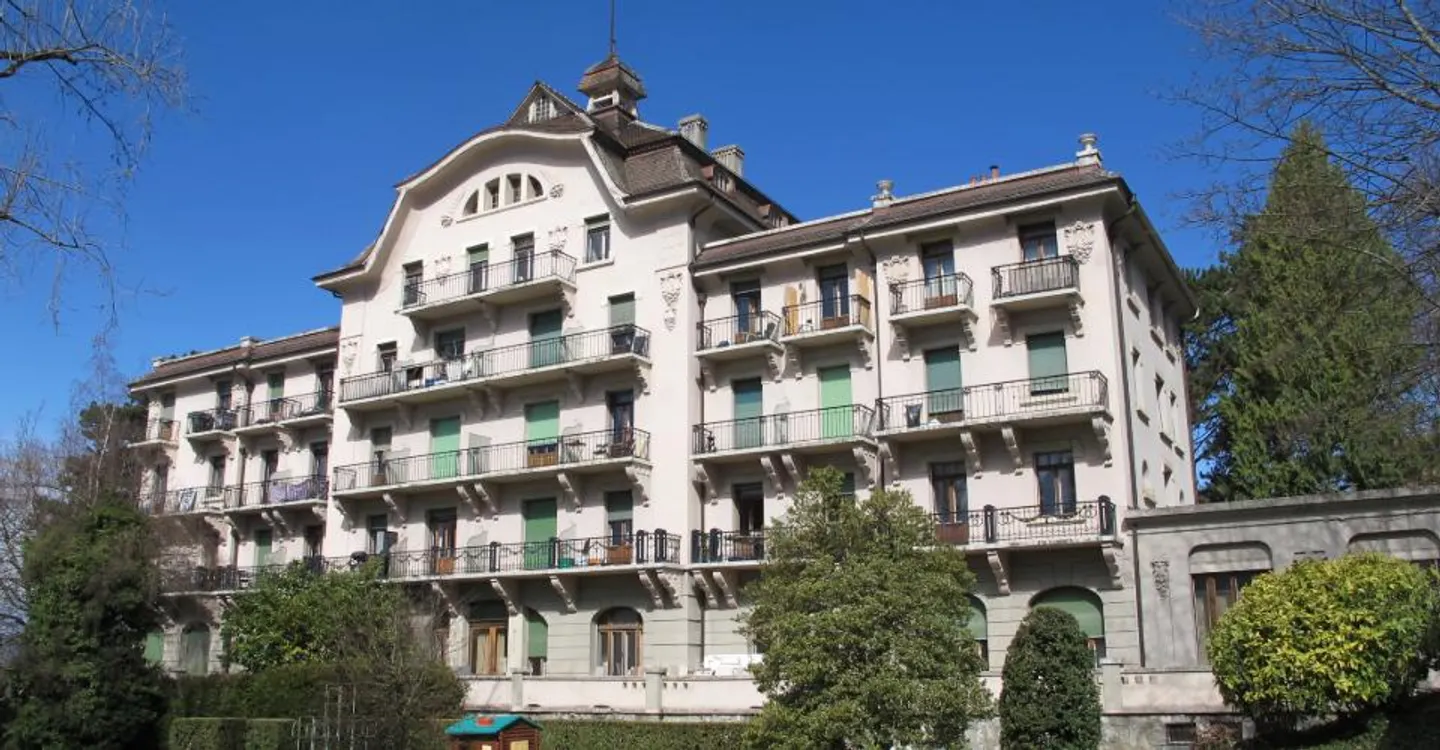 Lausanne, near the Sauvabelin park, spacious and beautiful 6.5 rooms - Photo 1 of 1