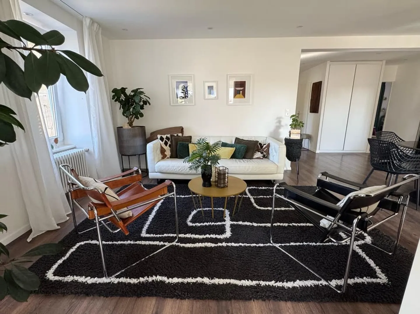 Elegant apartment with 31m2 terrace in the city center - Photo 4 of 13