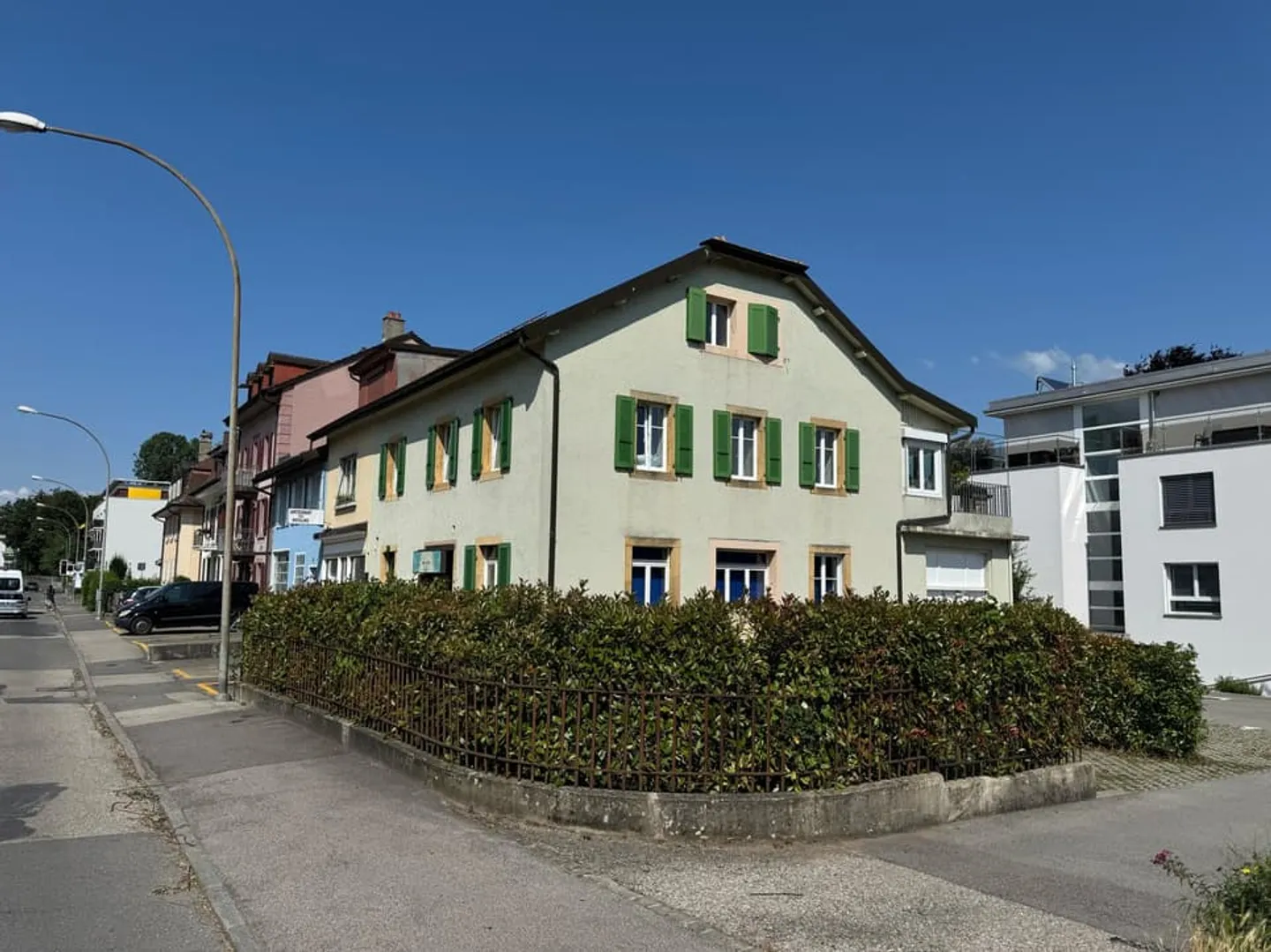 Elegant apartment with 31m2 terrace in the city center - Photo 12 of 13