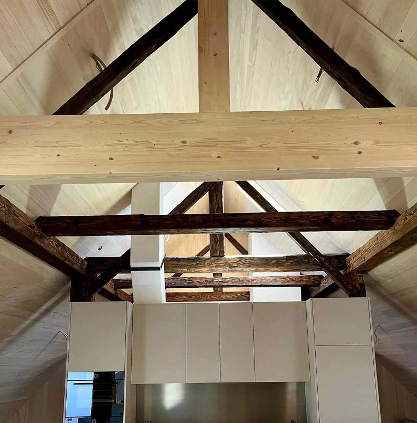 Historic Timber Construction Meets Modern Architecture - Photo 4 of 8