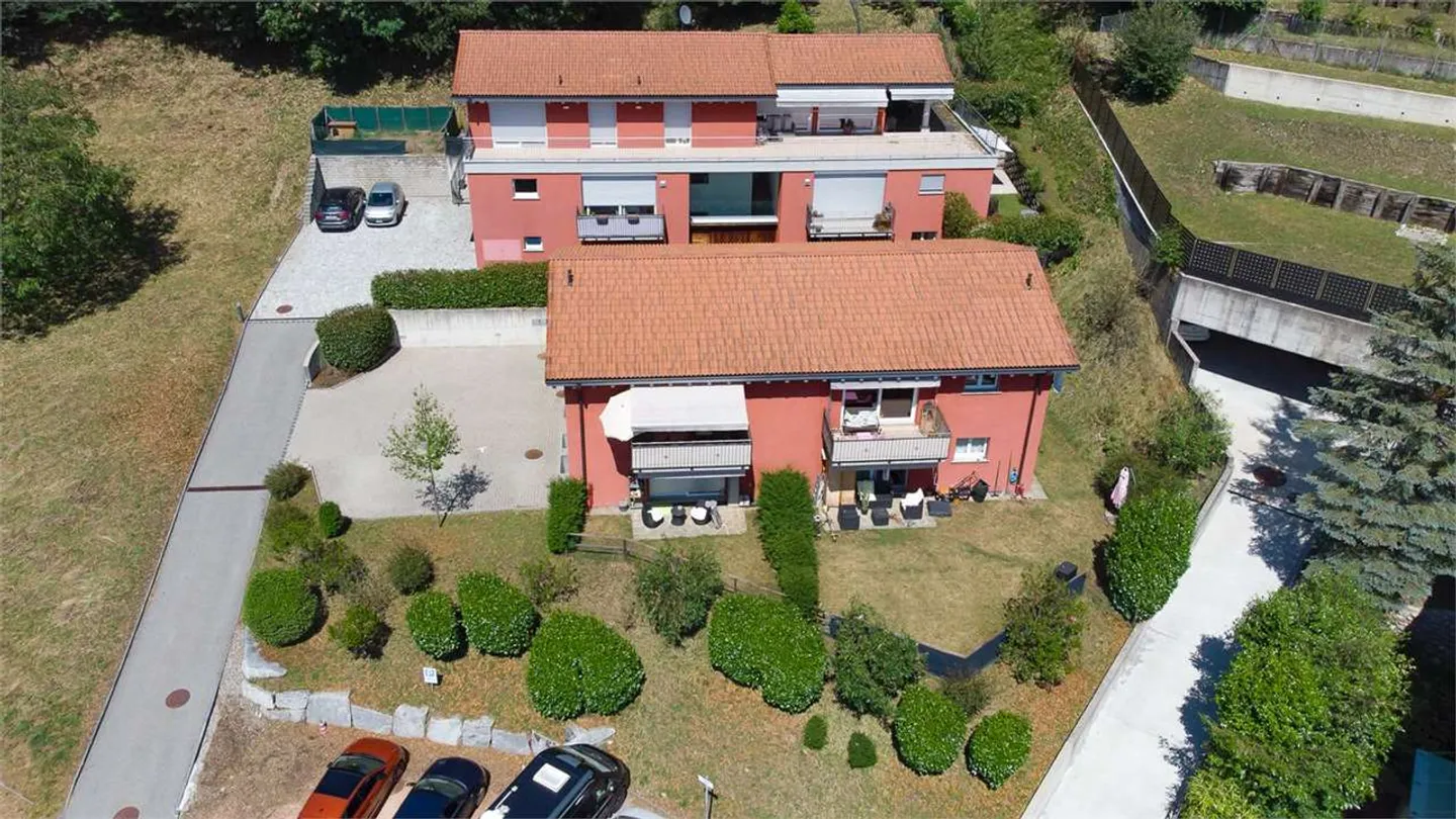 Appartement 3,5 pièces avec jardin dans un endroit calme - Photo 1 sur 4