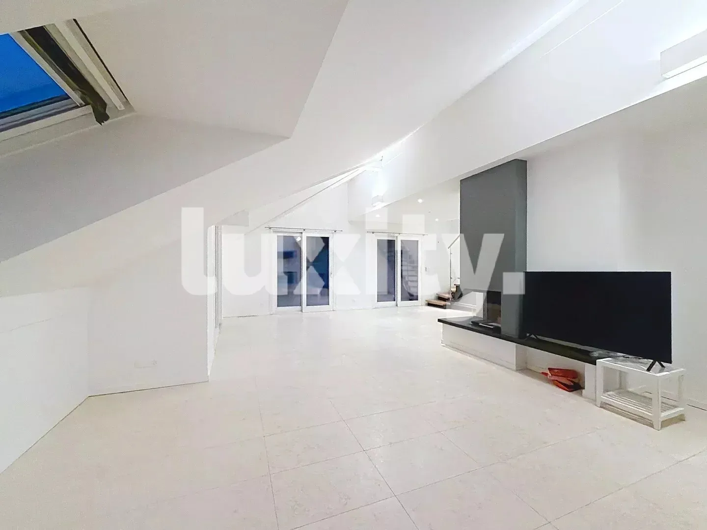 Schönes Doppelhaus von 148 m² zur Miete in Founex - Foto 5 di 8
