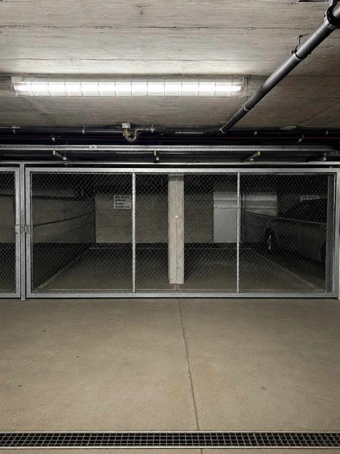 Geschützter Garagenplatz - Foto 4 von 4