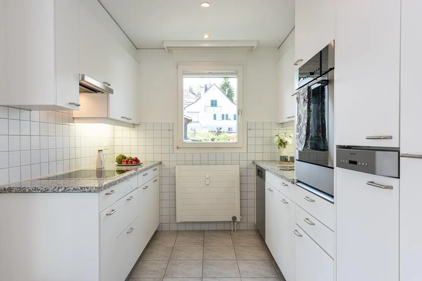 Bright 4.5 Attic Apartment Available Until September 30, 2027 - Photo 4 of 12