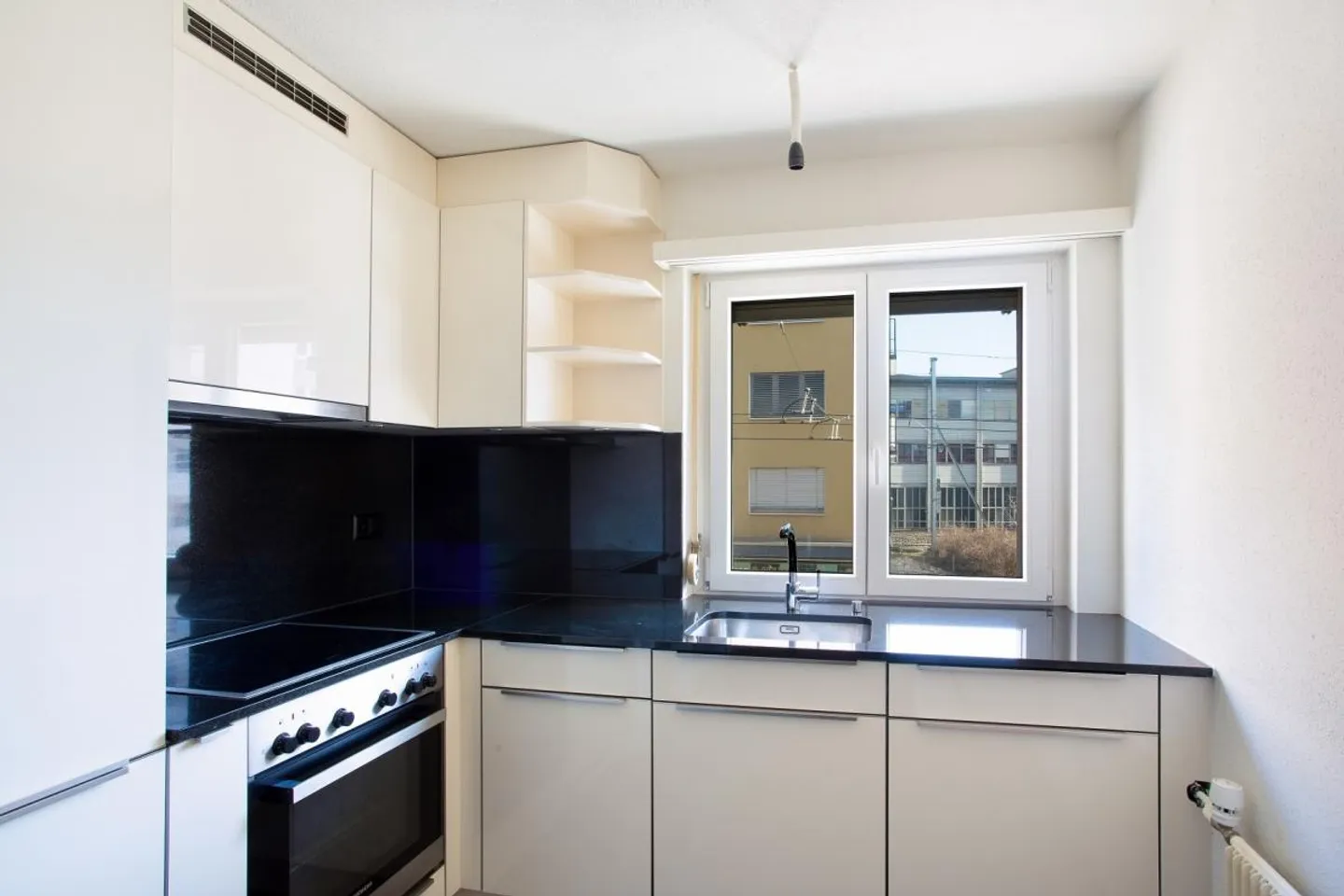 Appartamento moderno in una posizione centrale - Foto 2 di 3