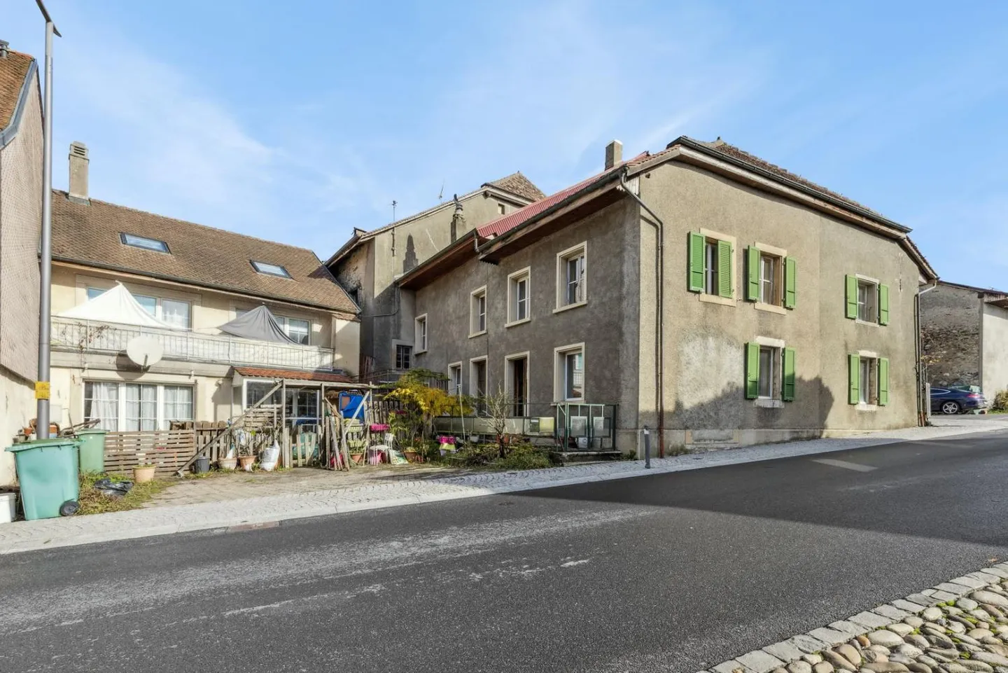 Renovierungsmöglichkeit in La Chaux - Foto 3 von 11