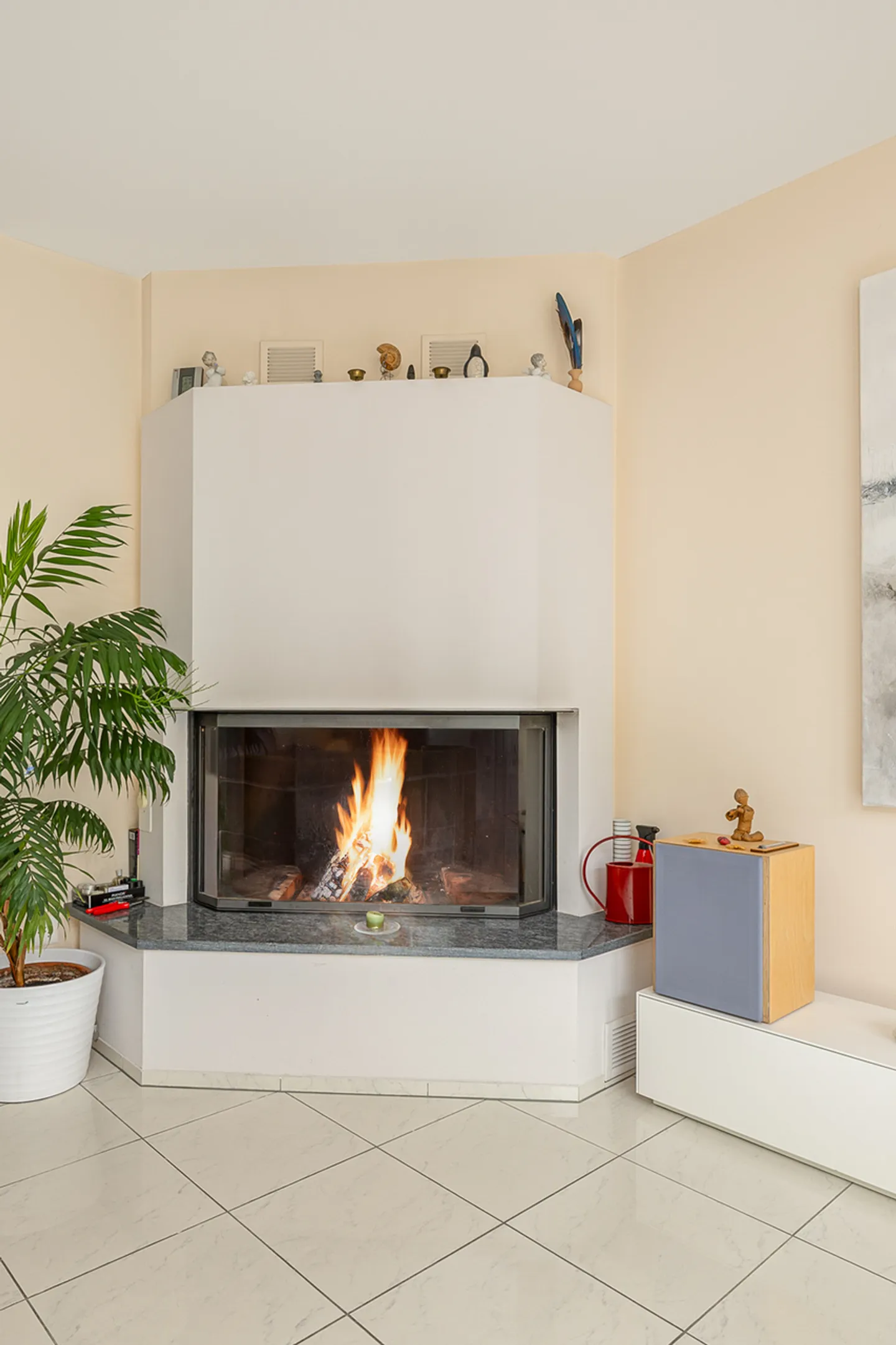 Row house for sale - Photo 8 of 13