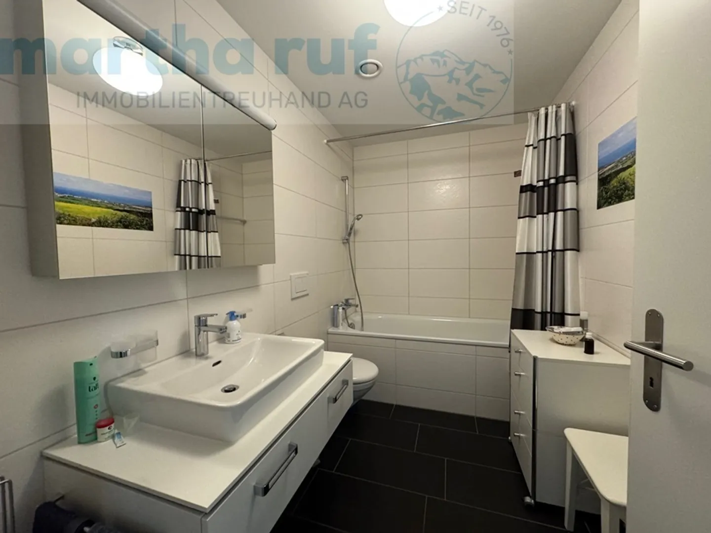 Moderne 3.5-Zimmer-Wohnung an ruhiger, zentraler Lage - Foto 7 von 11