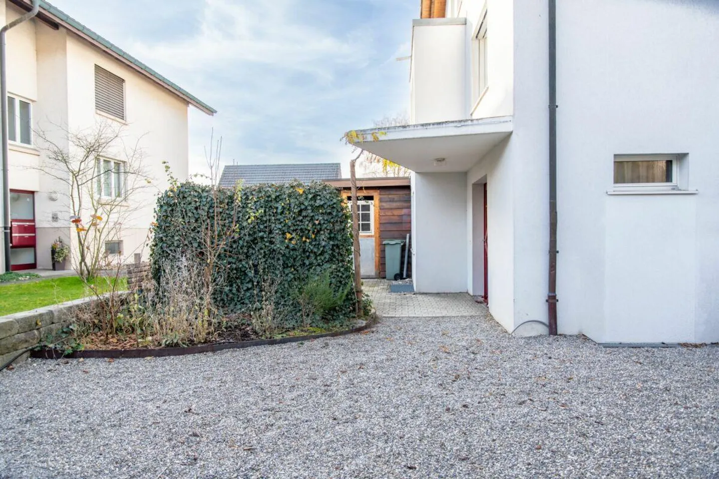 Attractive 6.5-room semi-detached house in a family-friendly location - Photo 16 of 23