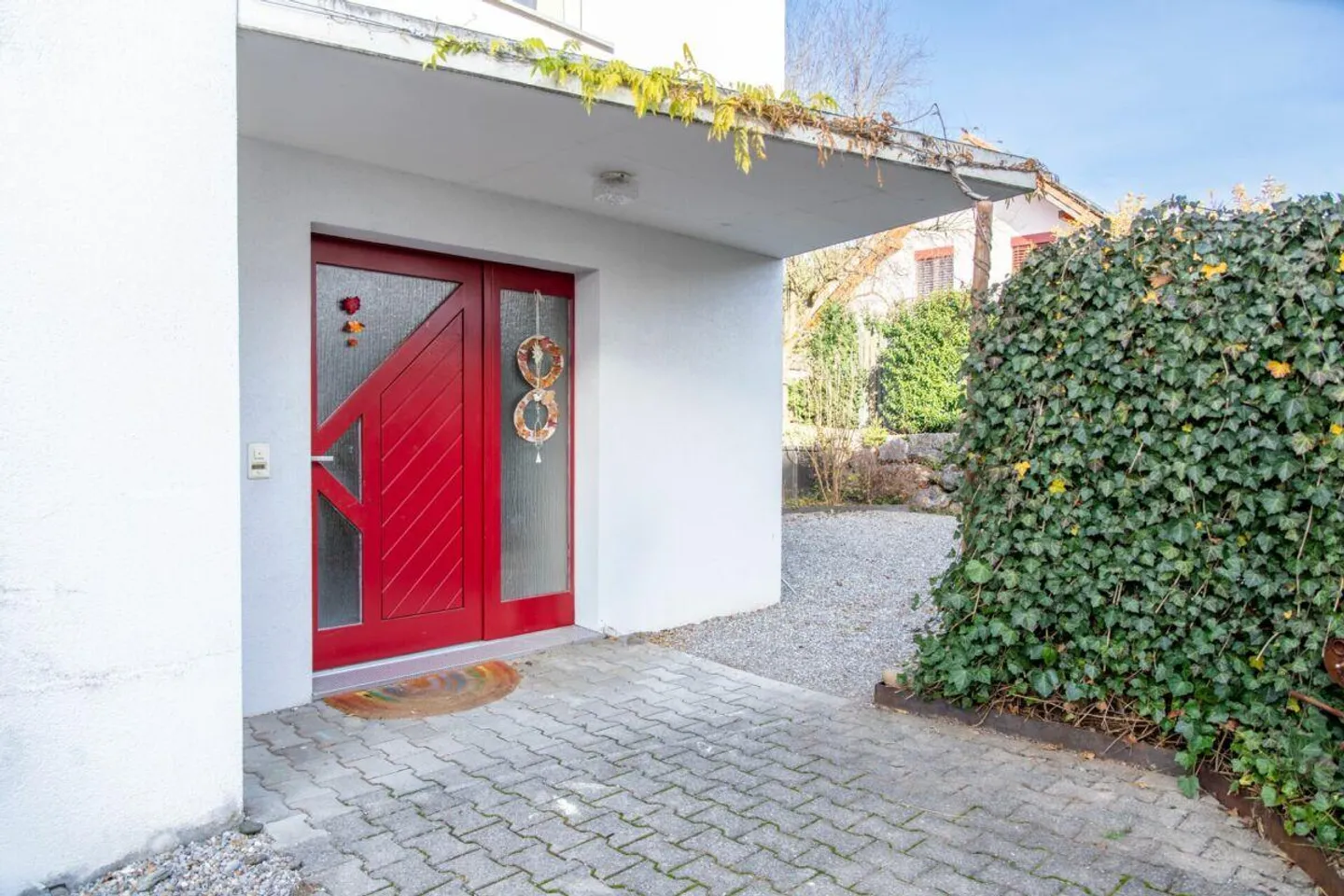 Attractive 6.5-room semi-detached house in a family-friendly location - Photo 17 of 23