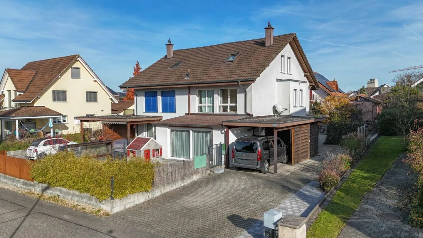 Attractive 6.5-room semi-detached house in a family-friendly location - Photo 19 of 23