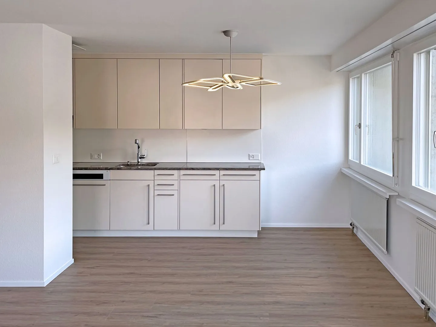 Vue Large Rencontre Urbanité - Maison Élégante au Centre - Photo 2 sur 5