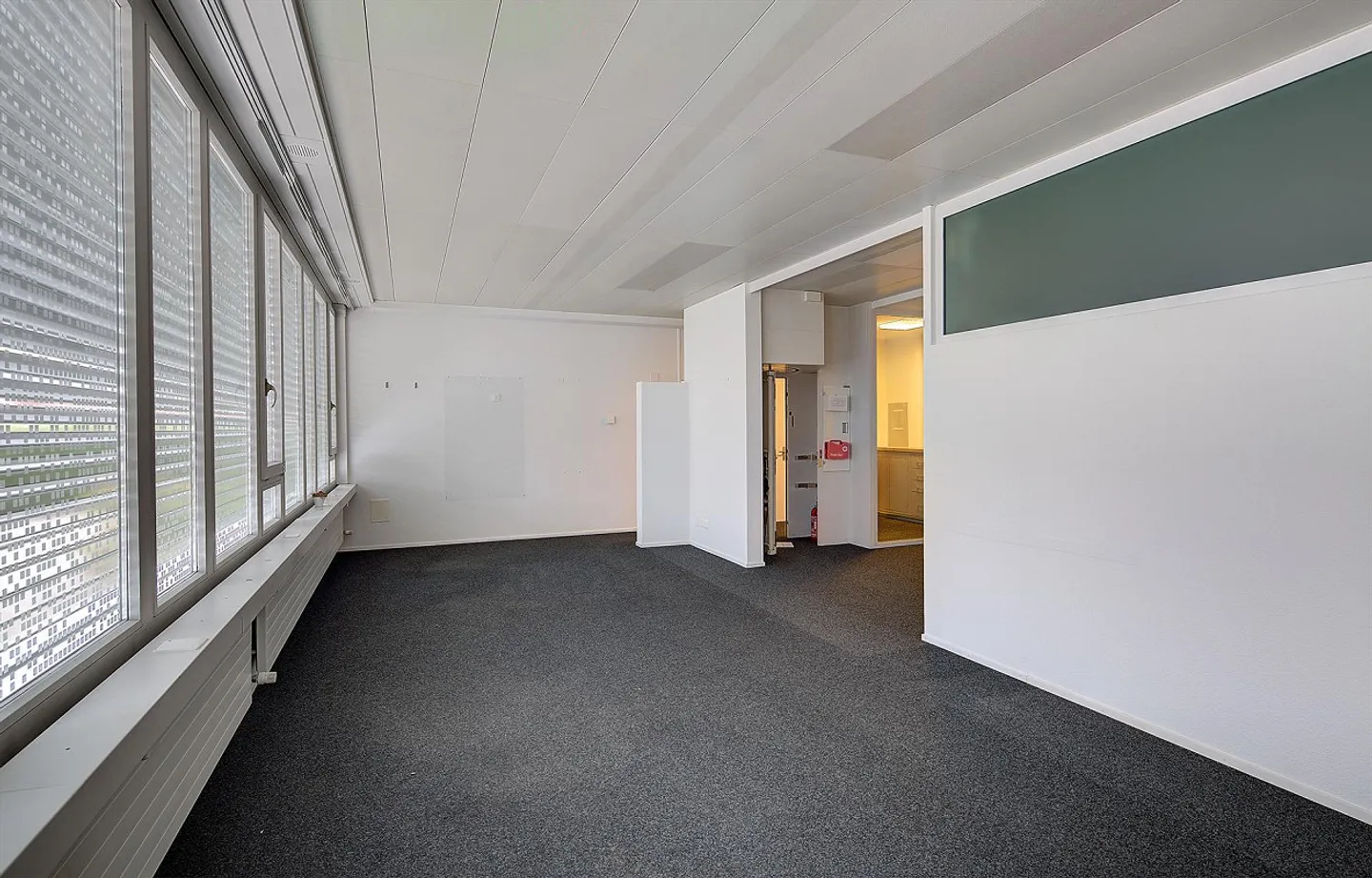 Espace commercial attrayant dans un emplacement central près du Markthof - Photo 2 sur 12