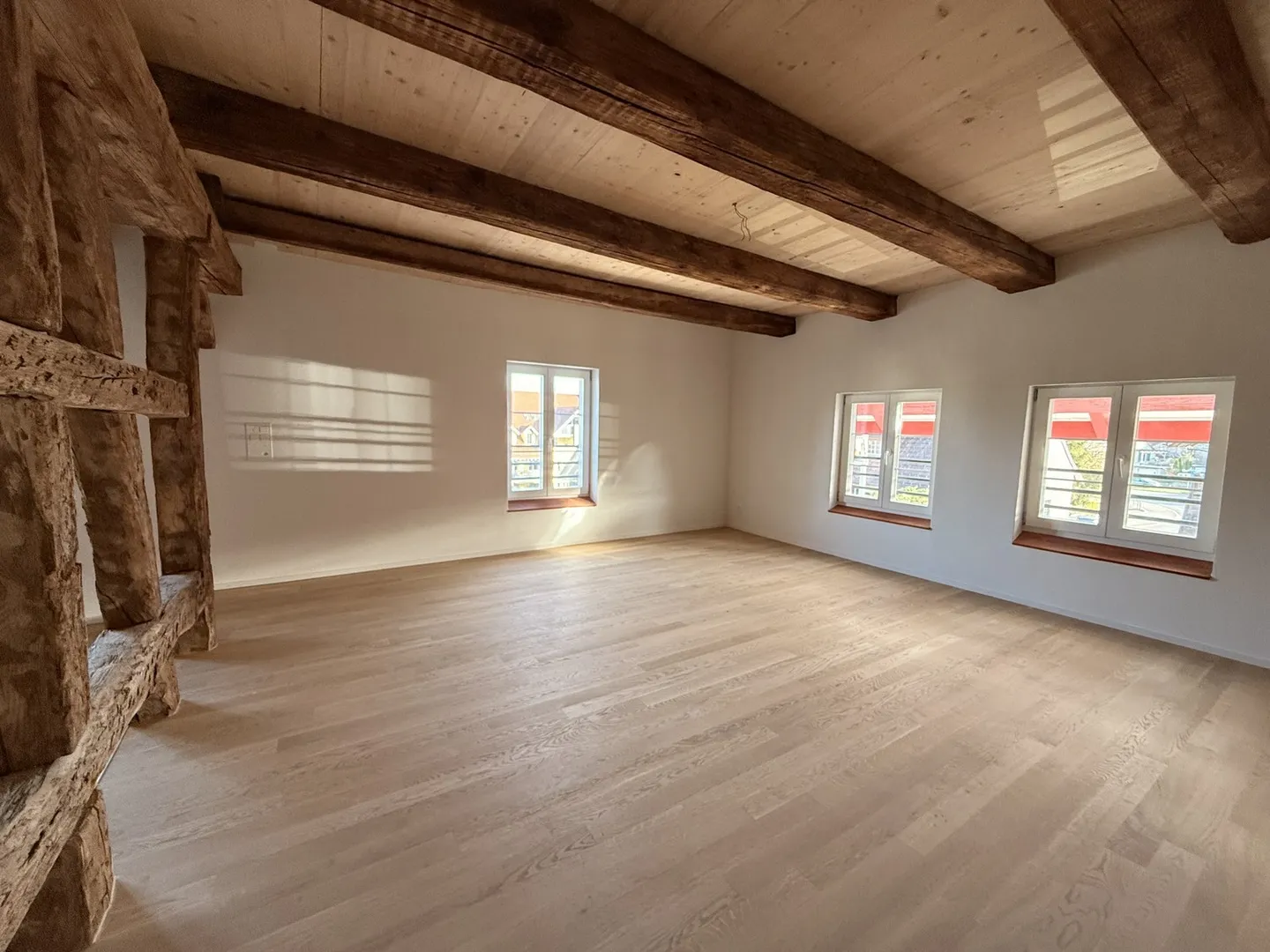 Exclusive Living with Character – Completely Renovated Apartments in a Historic Timber House - Photo 4 of 8