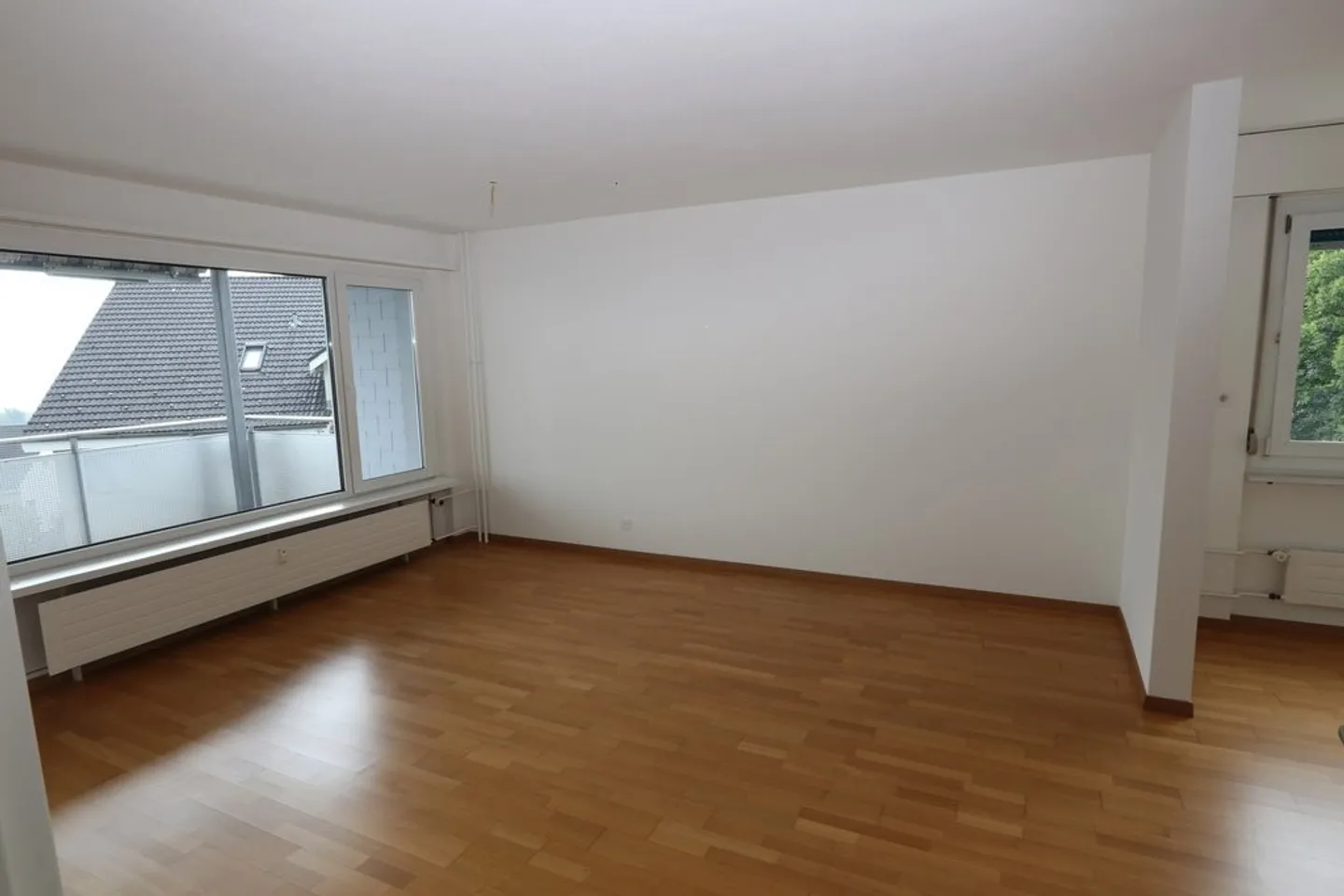 Appartement Charmant dans un Quartier Calme - Photo 3 sur 7