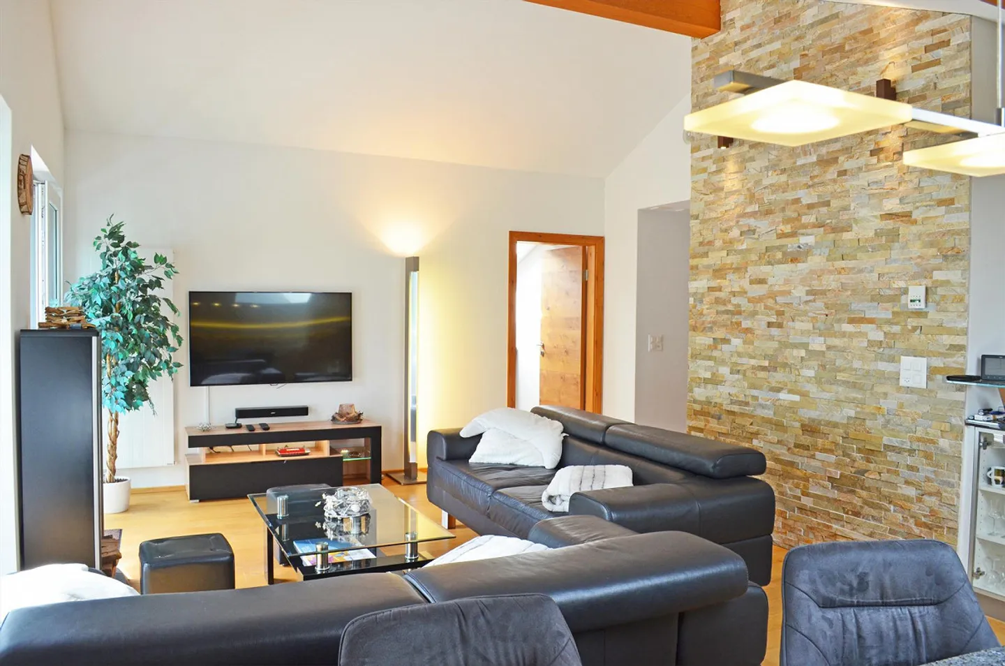 Leben, wohlfühlen, geniessen – als fester Wohnsitz oder Ferienwohnung - Foto 5 von 18