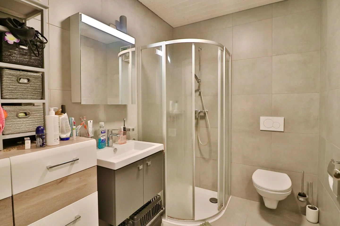 Appartement spacieux de 2,5 pièces, neuf et déjà loué. - Photo 7 sur 13