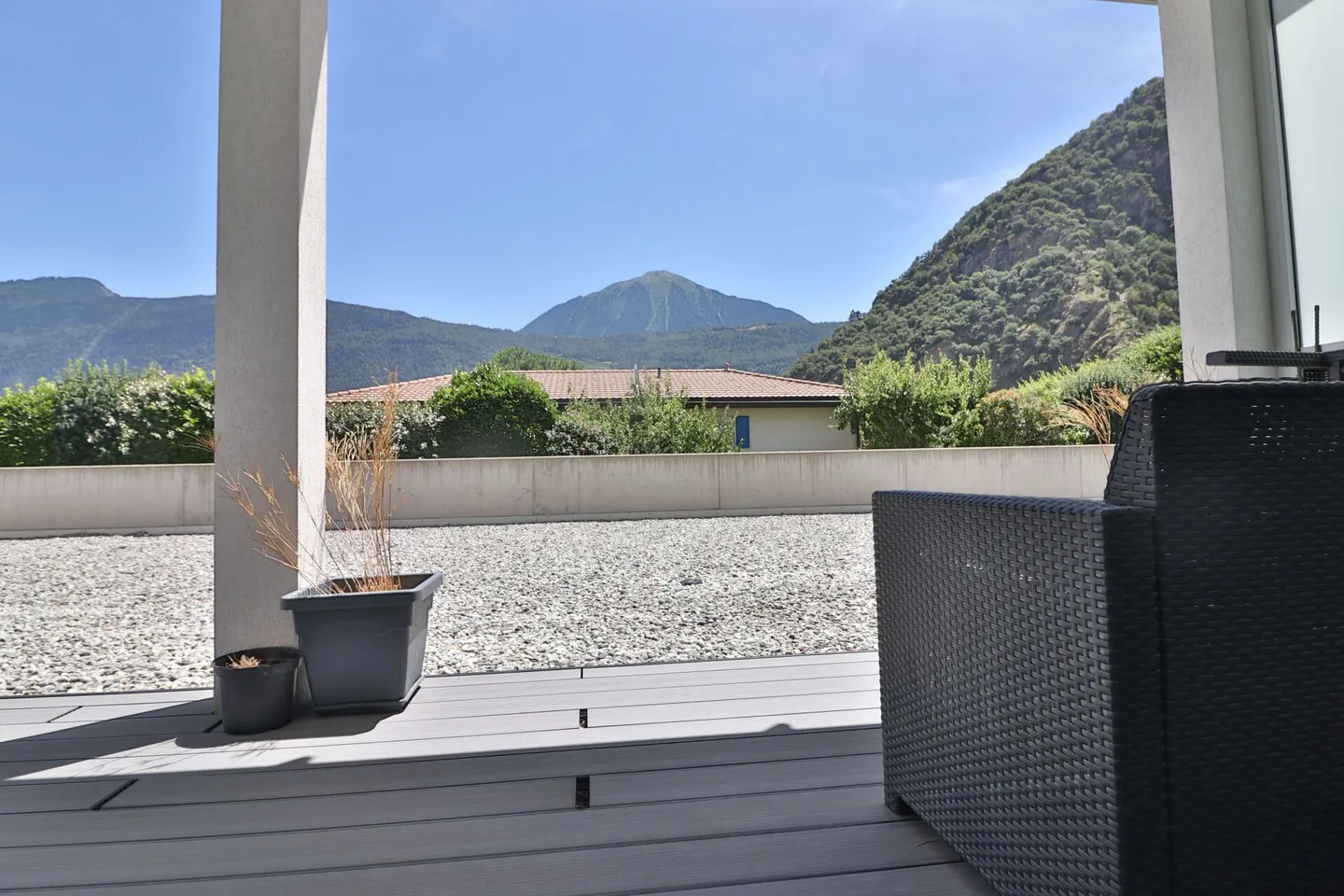 Appartement spacieux de 2,5 pièces, neuf et déjà loué. - Photo 9 sur 13