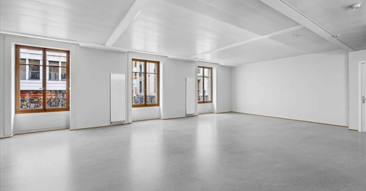 Office space for rent - Photo 2 of 5