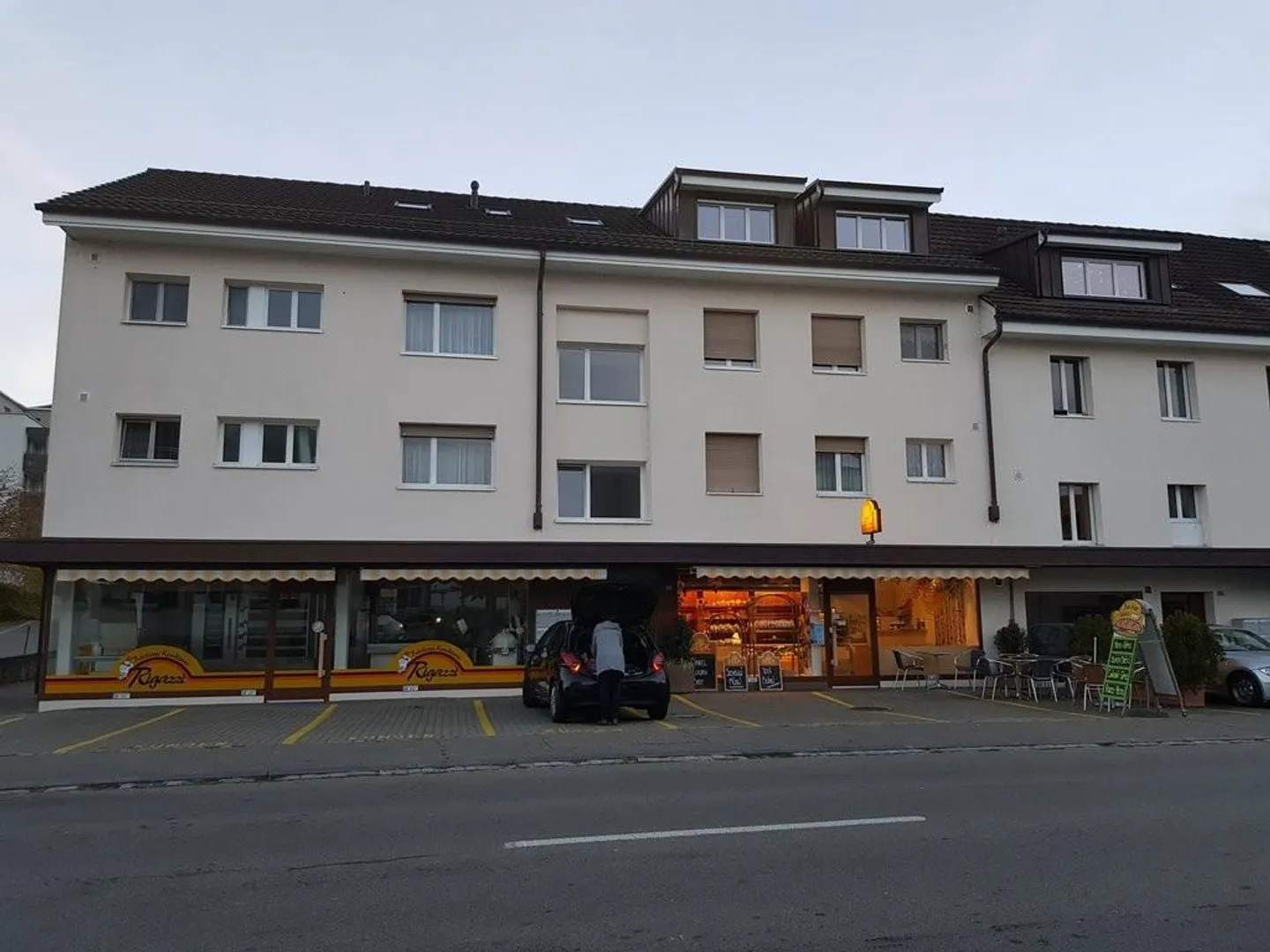 Appartamento moderno in una posizione centrale a Islikon - Foto 1 di 7