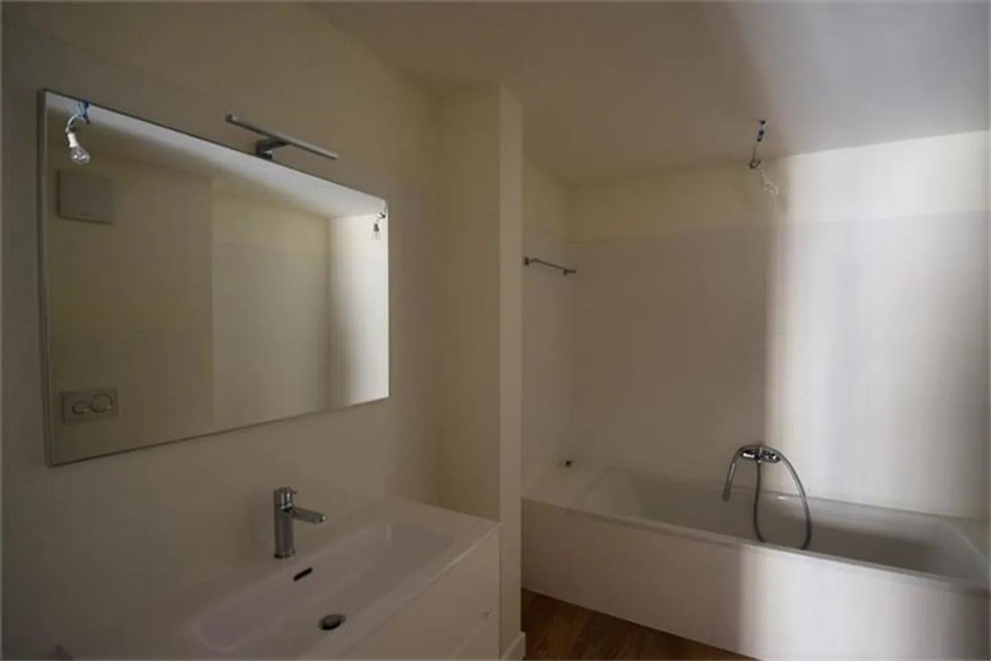 Appartamento in affitto - Foto 2 di 3