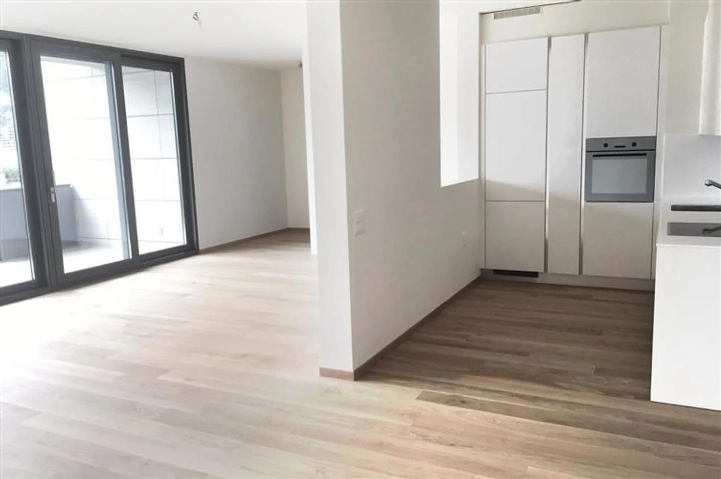 Appartamento in affitto - Foto 3 di 3