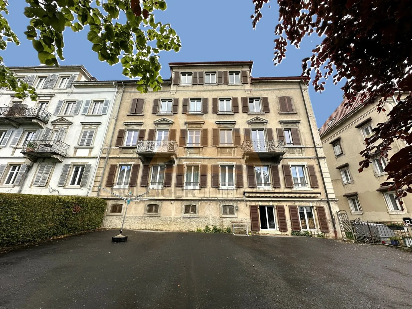 In vendita edificio residenziale - Foto 1 di 10