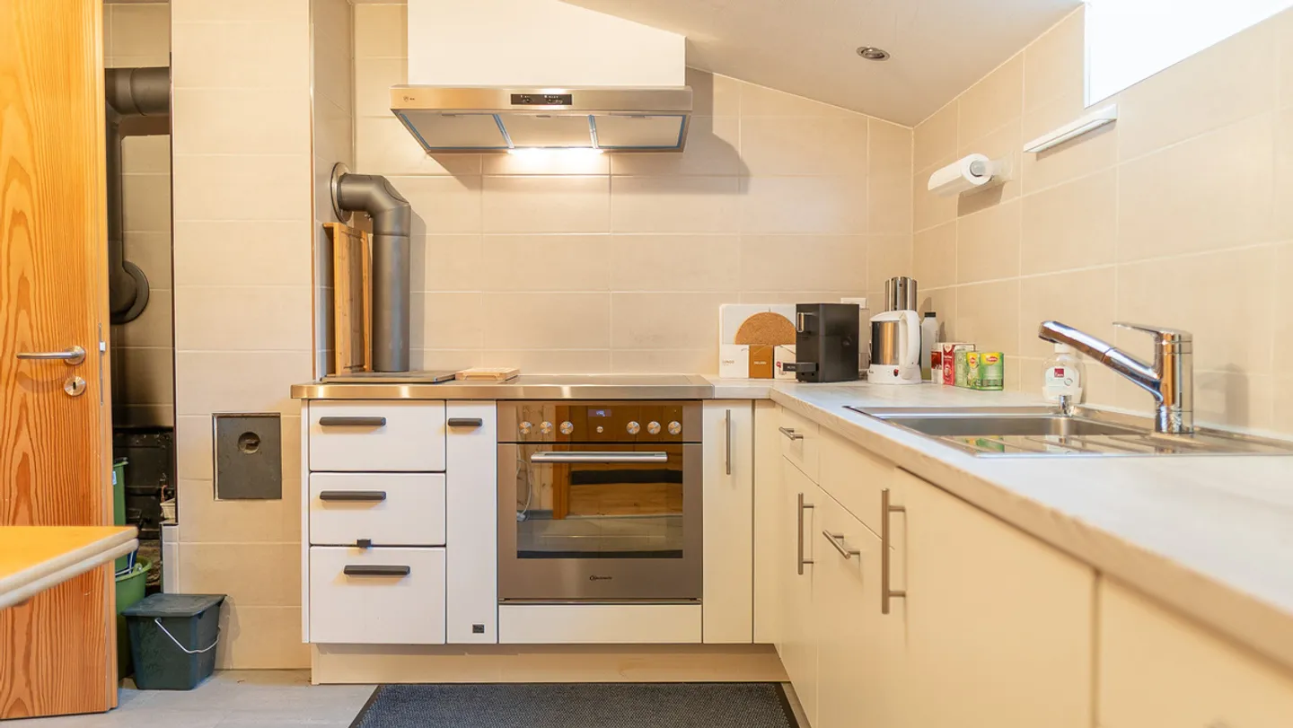 Charmante Wohnung mit atemberaubender Aussicht - Foto 7 von 13