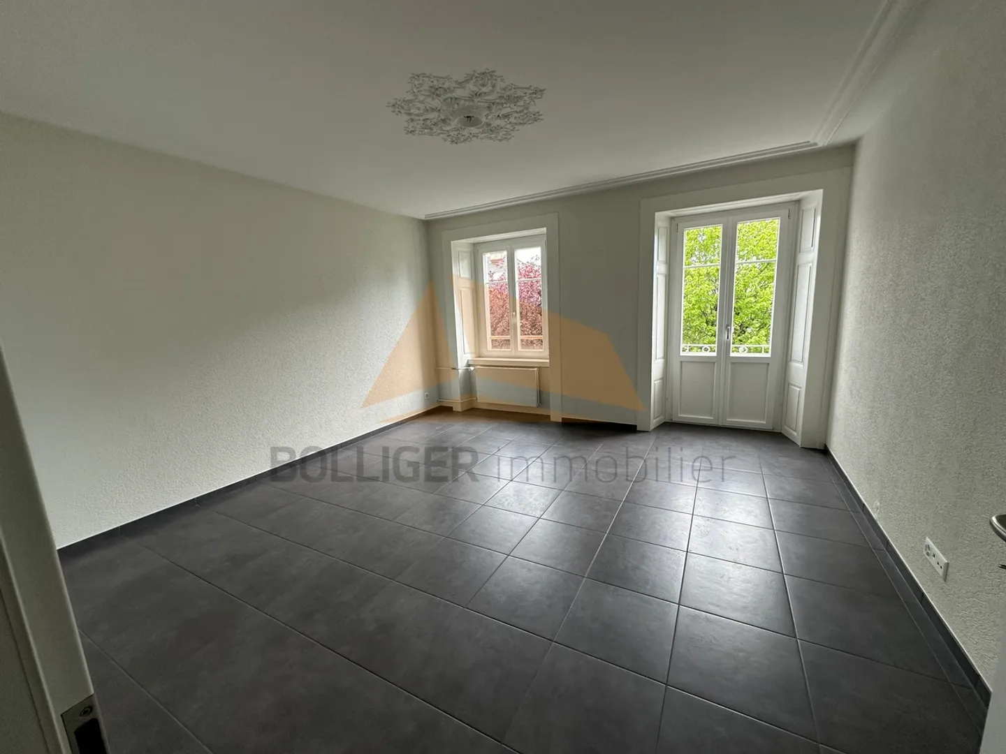 In vendita edificio residenziale - Foto 3 di 10
