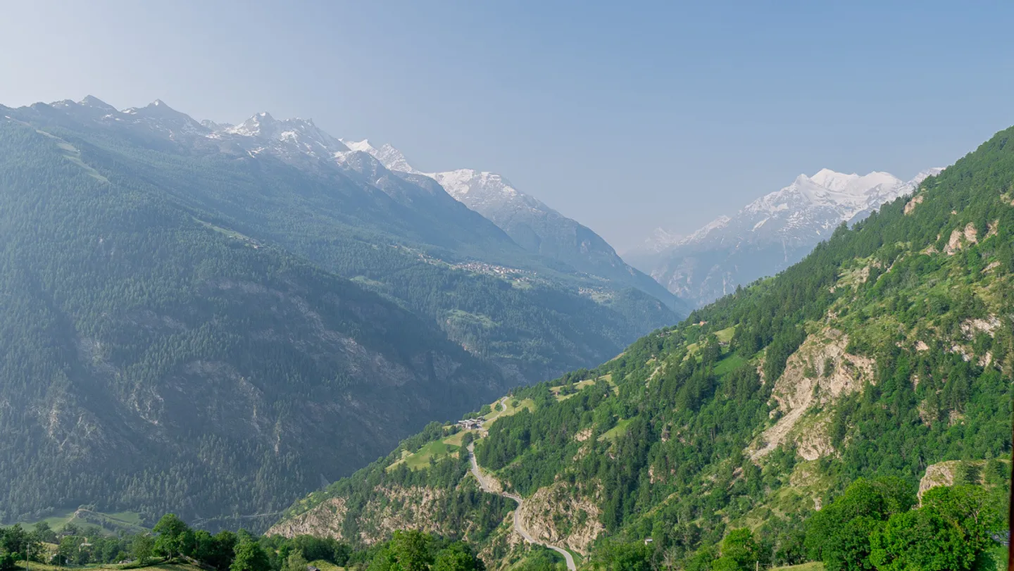 Charmante Wohnung mit atemberaubender Aussicht - Foto 12 von 13