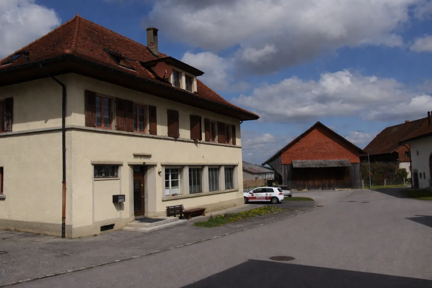 Casa 6.5 stanze - Foto 1 di 7