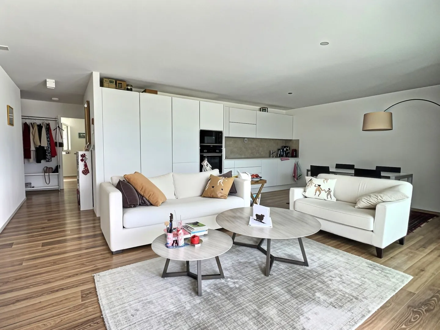 3.5-room apartment on the 1st floor - Monthey - Photo 3 of 10