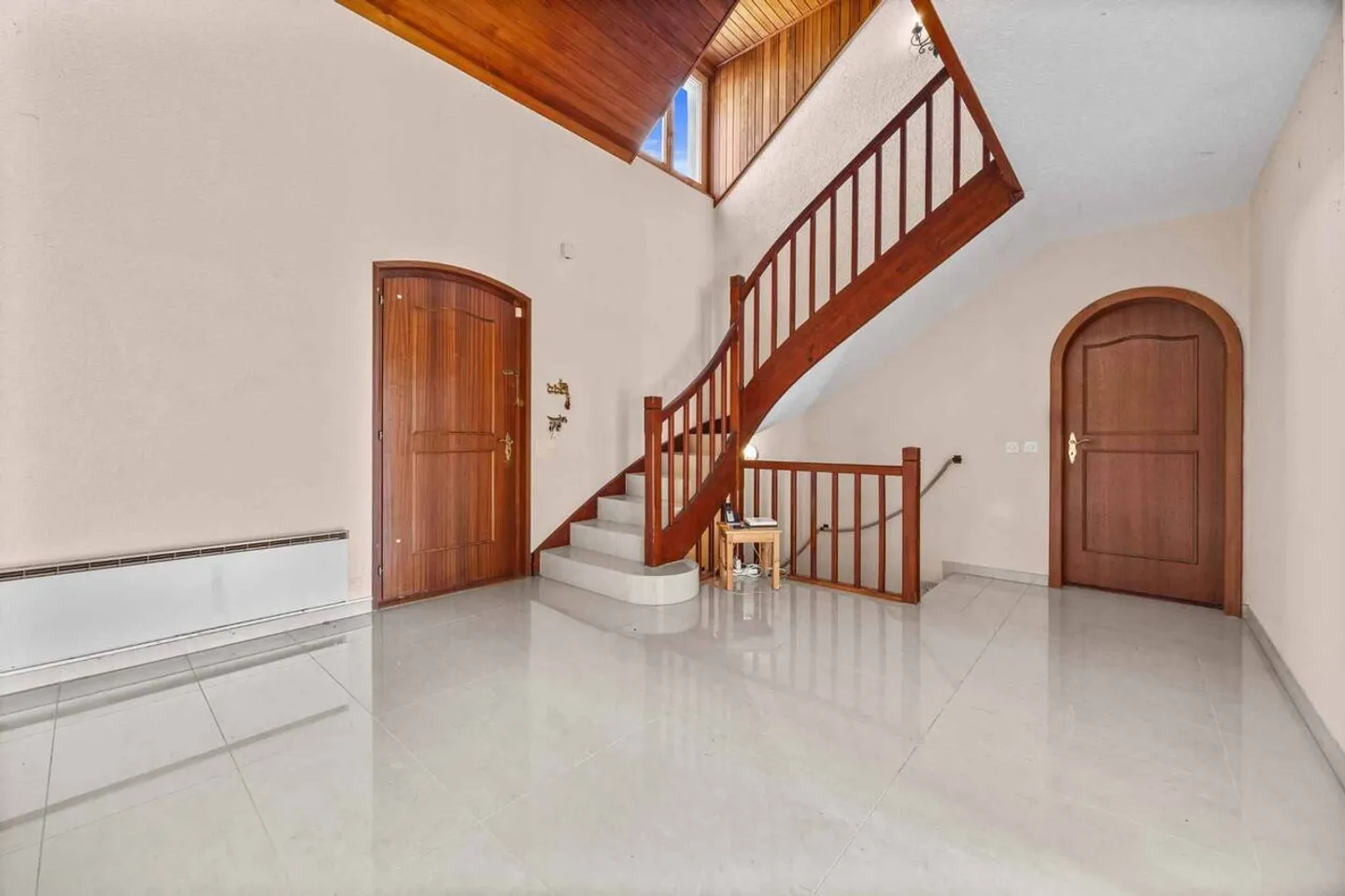 Magnifica casa indipendente di 7,5 locali con grande giardino - Foto 4 di 13