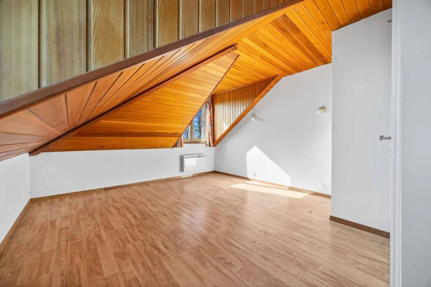 Magnifica casa indipendente di 7,5 locali con grande giardino - Foto 10 di 13